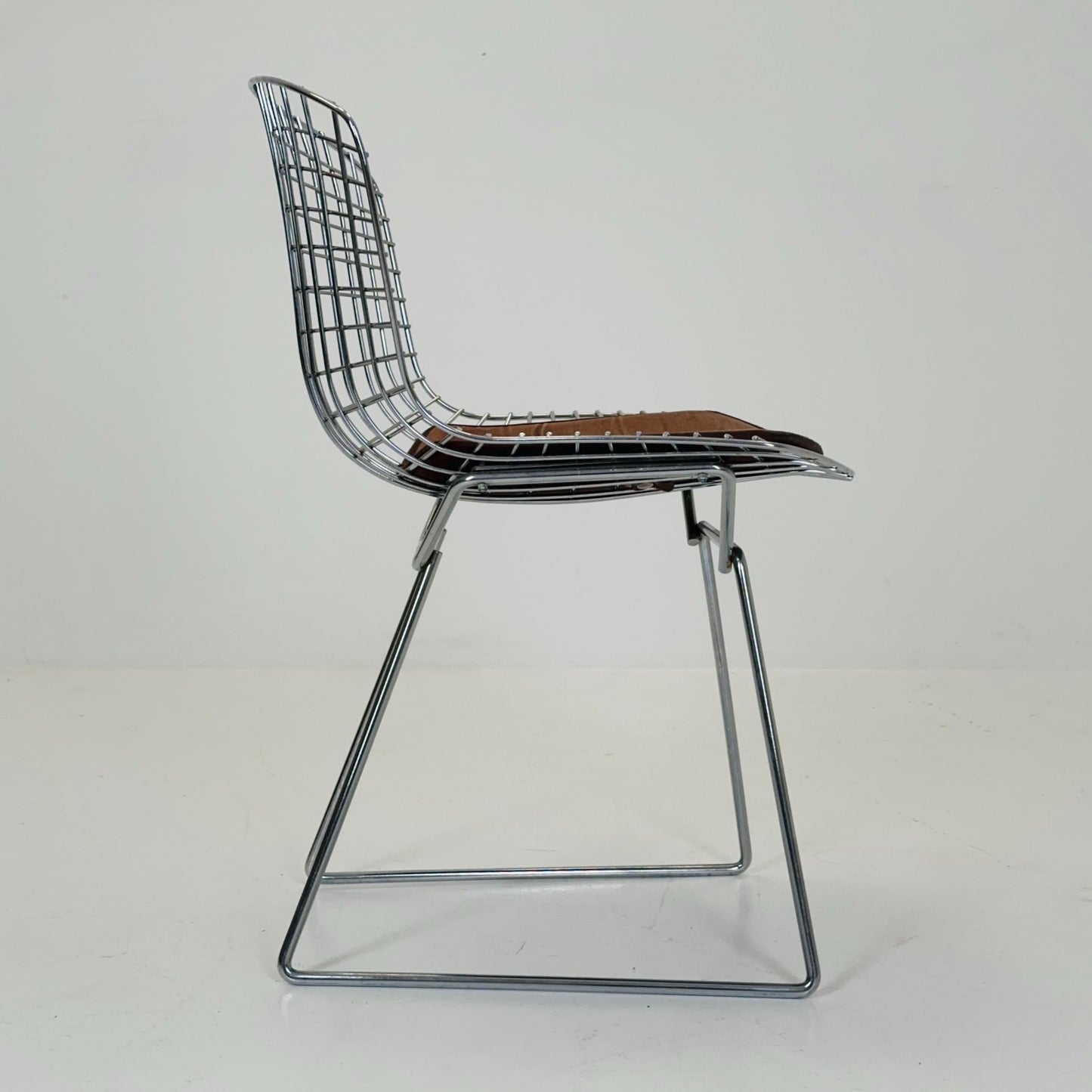 1 of 3 Mid century wire Chrome side chair by Harry Bertoia, Italy 1980s