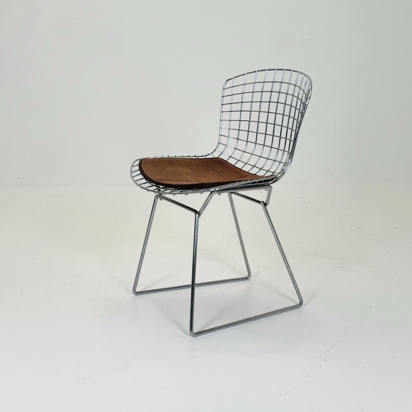 1 of 3 Mid century wire Chrome side chair by Harry Bertoia, Italy 1980s