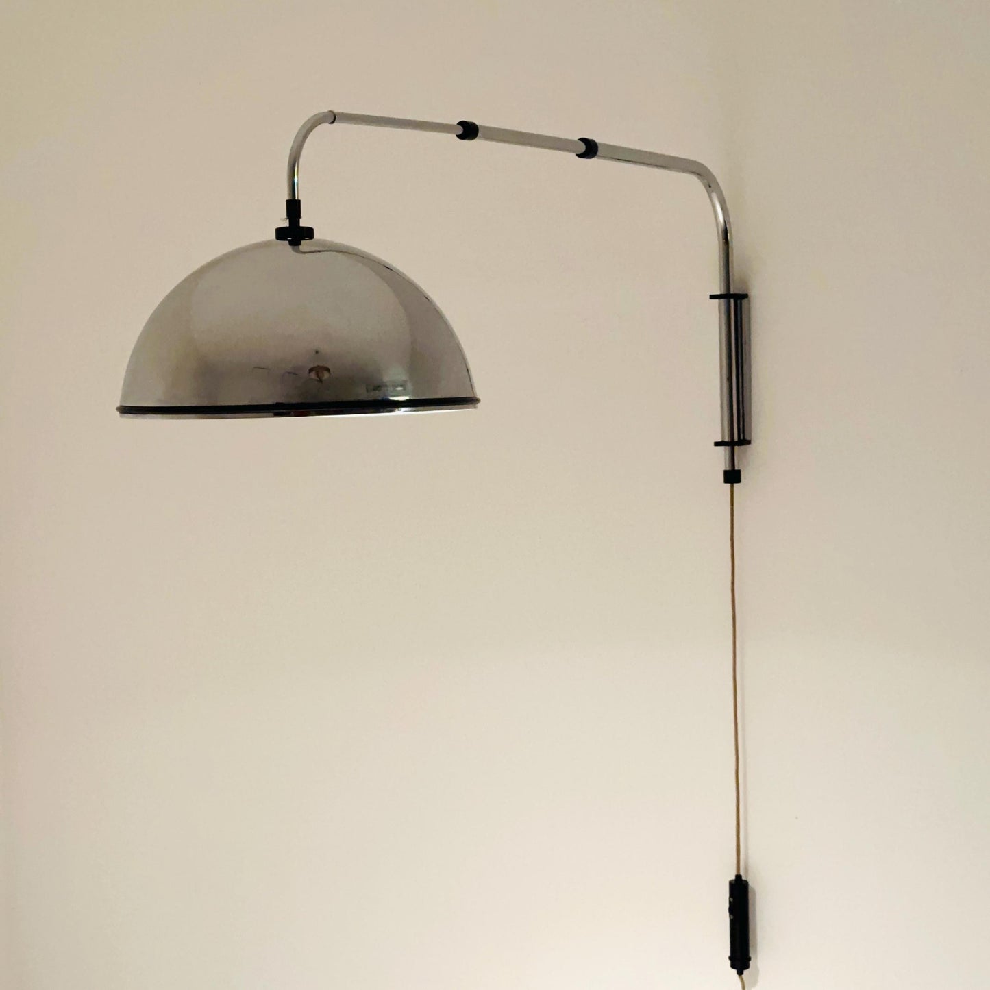 Mid century Wall-Mounted Adjustable Pendant Lamp | Height & Length | Bauhaus design, 1980s Italy