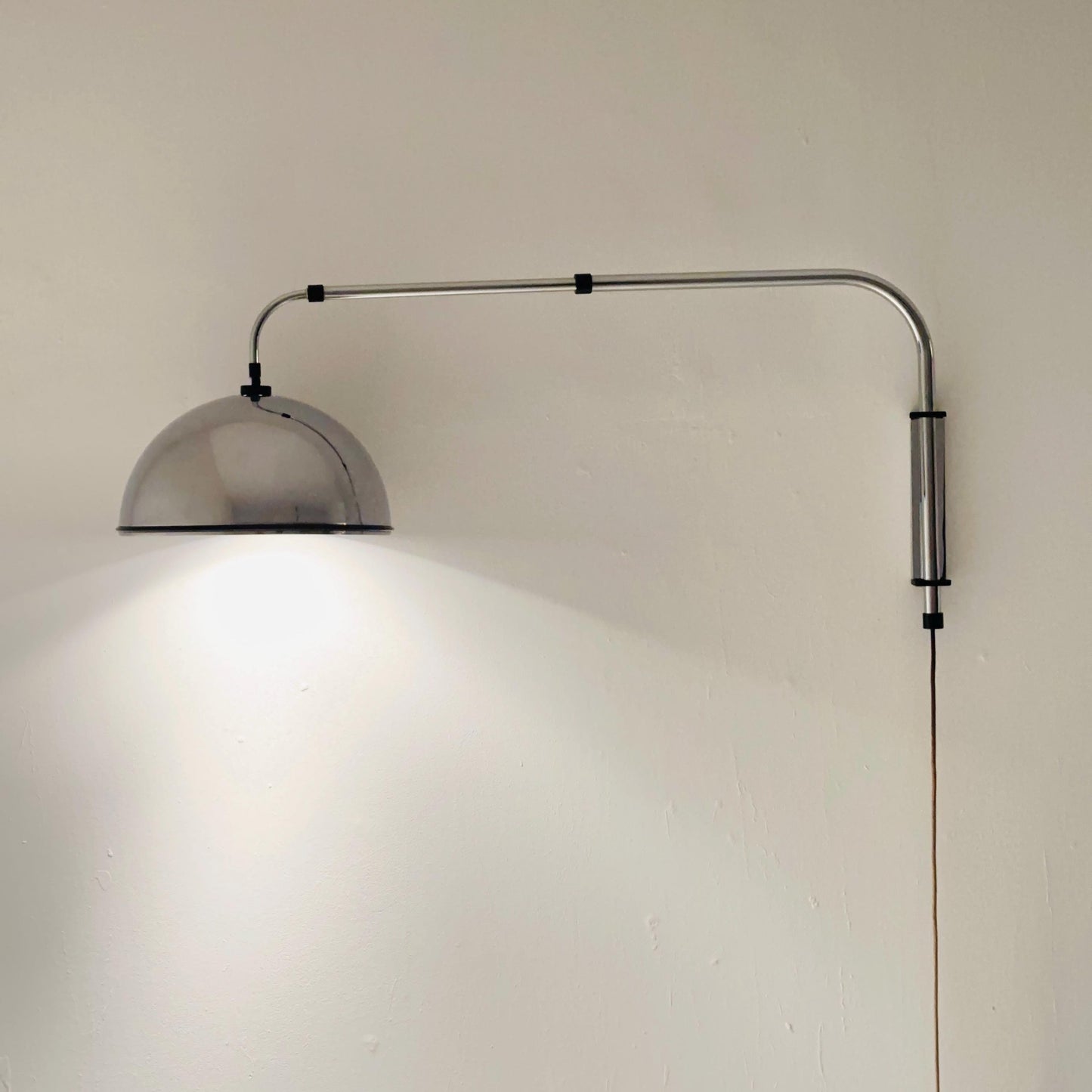 Mid century Wall-Mounted Adjustable Pendant Lamp | Height & Length | Bauhaus design, 1980s Italy