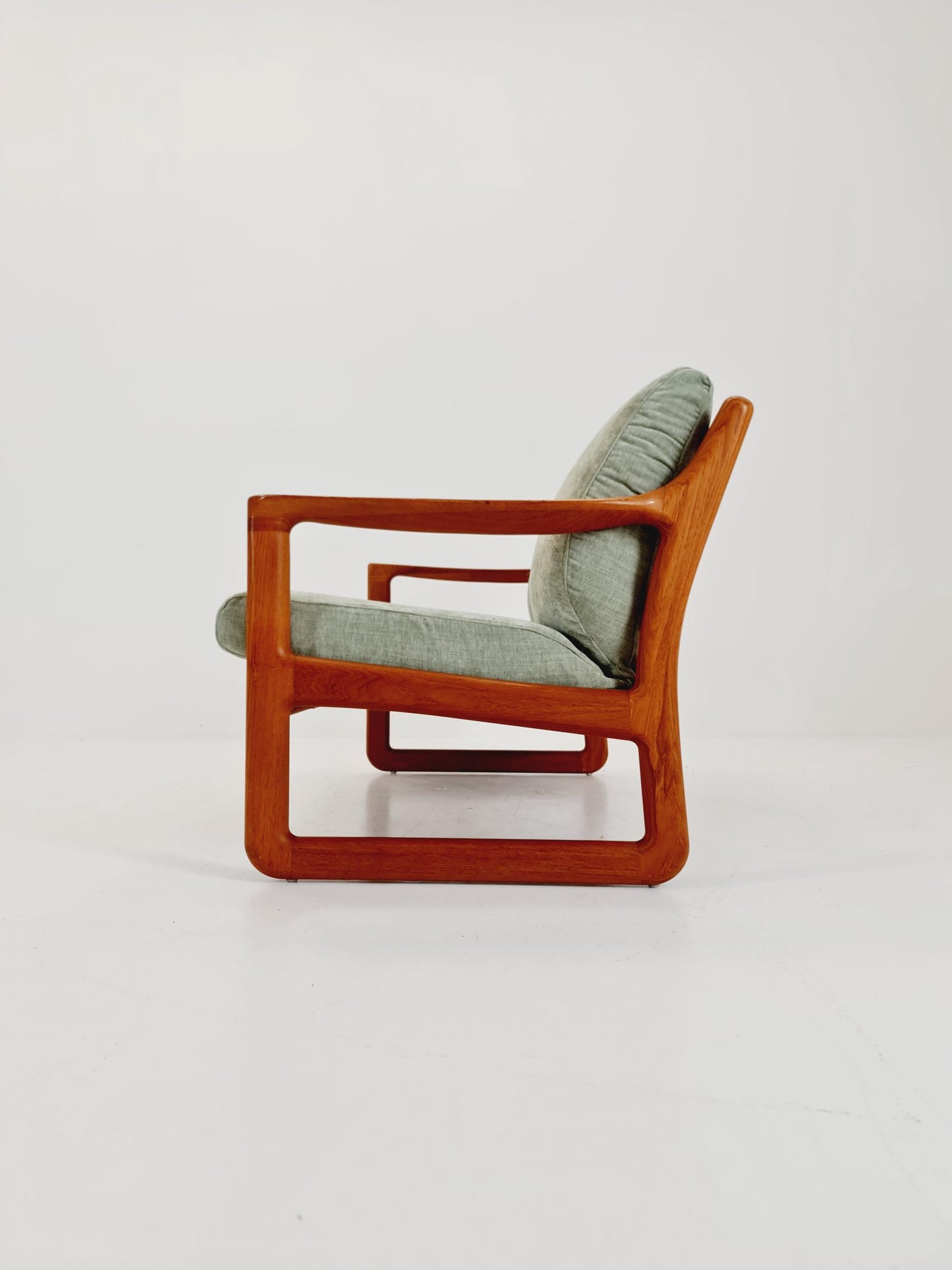 Mid century teak 2-Seater Sofa by Johannes Andersen for Silkeborg , 1960s