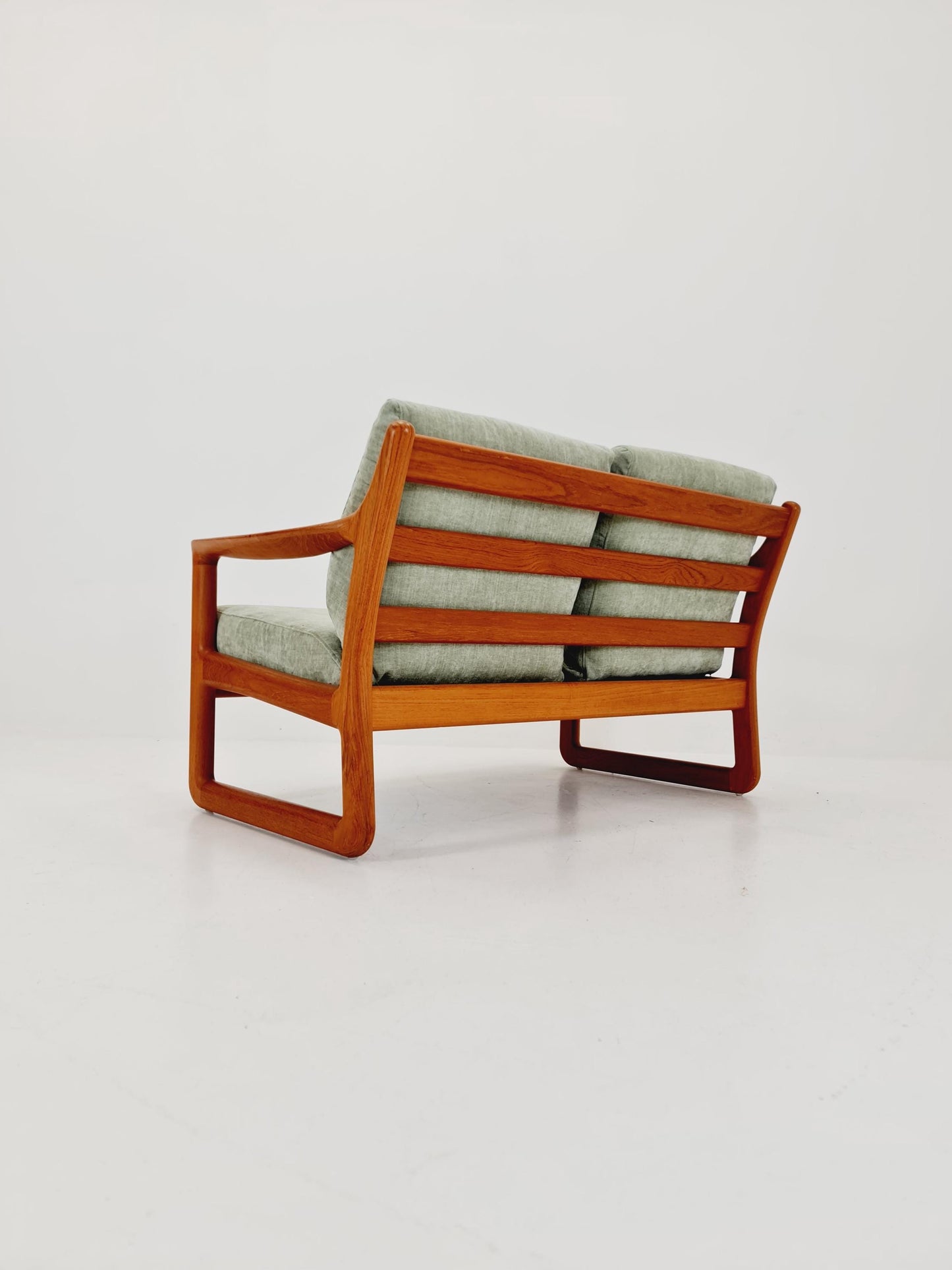 Mid century teak 2-Seater Sofa by Johannes Andersen for Silkeborg , 1960s