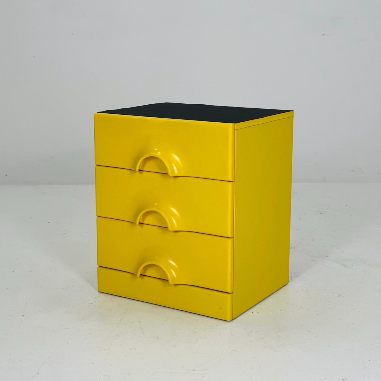Space age Quadro Chest of Drawers by Jürgen Lange for Schönbuch – Iconic Mid-Century Modern Storage ,1970s