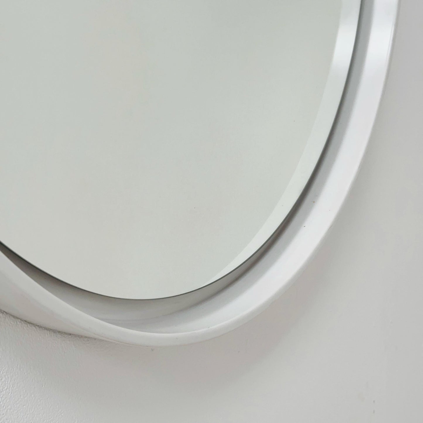 Space age/mid century large plastic frame round mirror 1970s