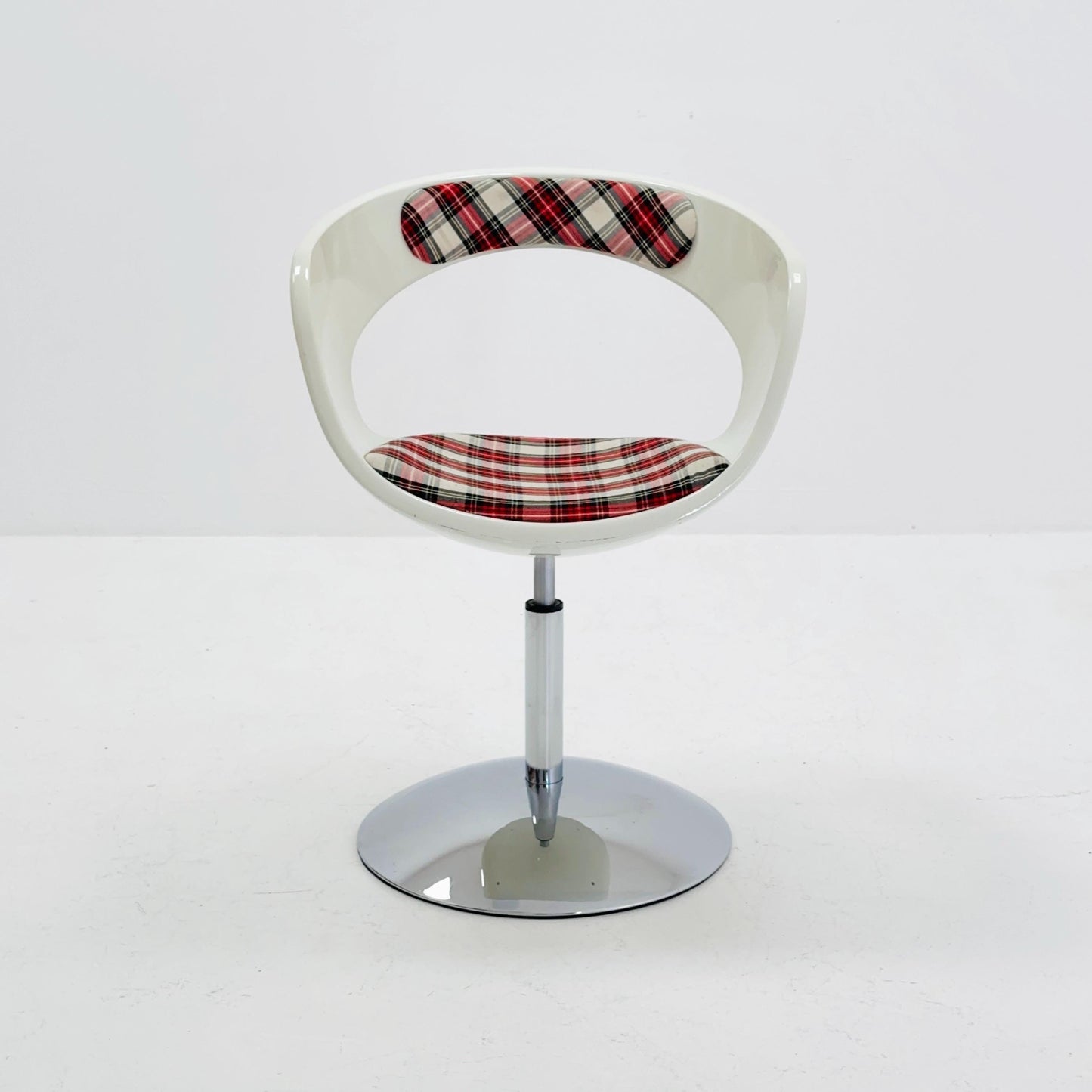 Mid century Spaceage swivel desk chair by Kare design Germany 1990s