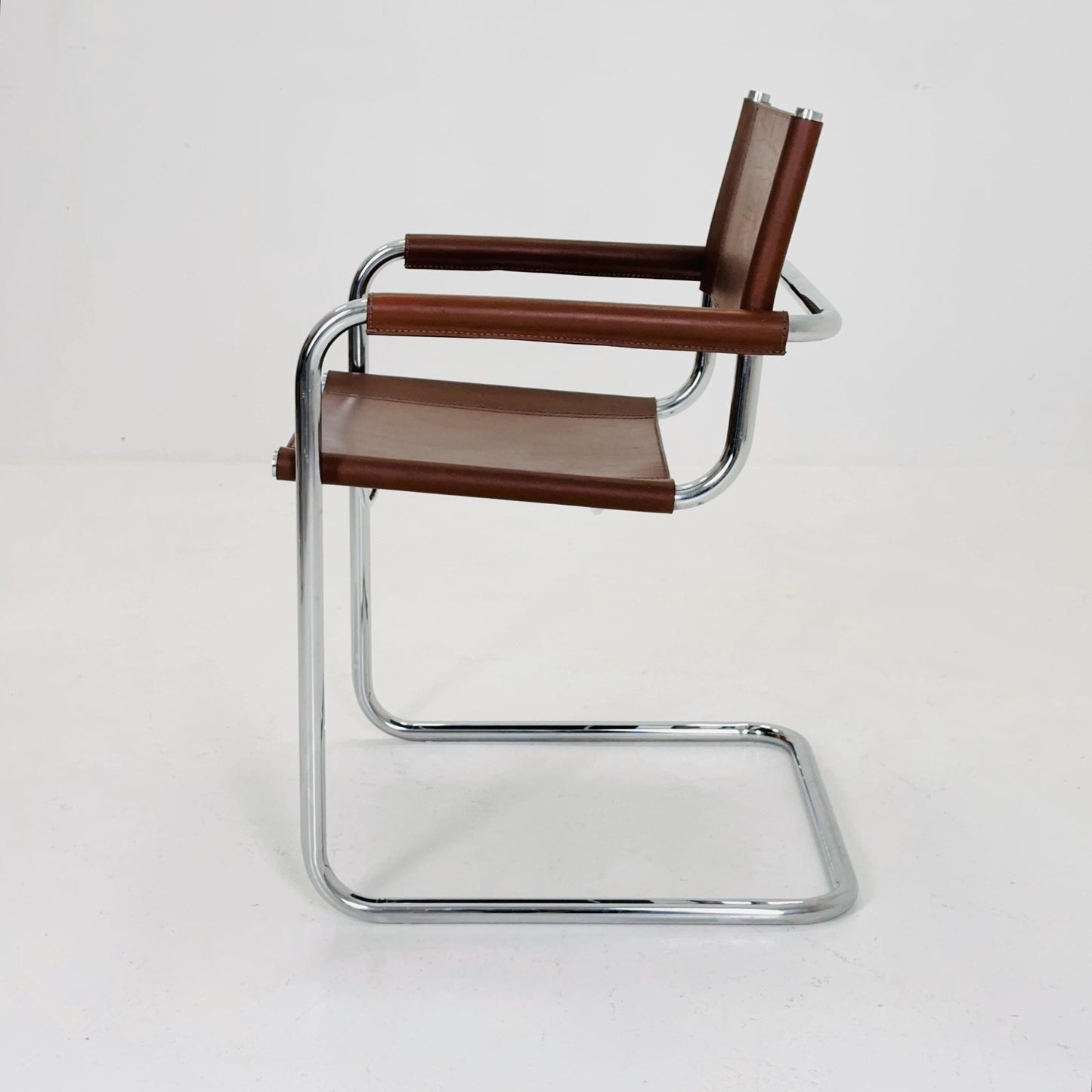 Mid century Bauhaus B34 brown leather cantilevered chair by Mart Stam for Jox Interni italy 1980s