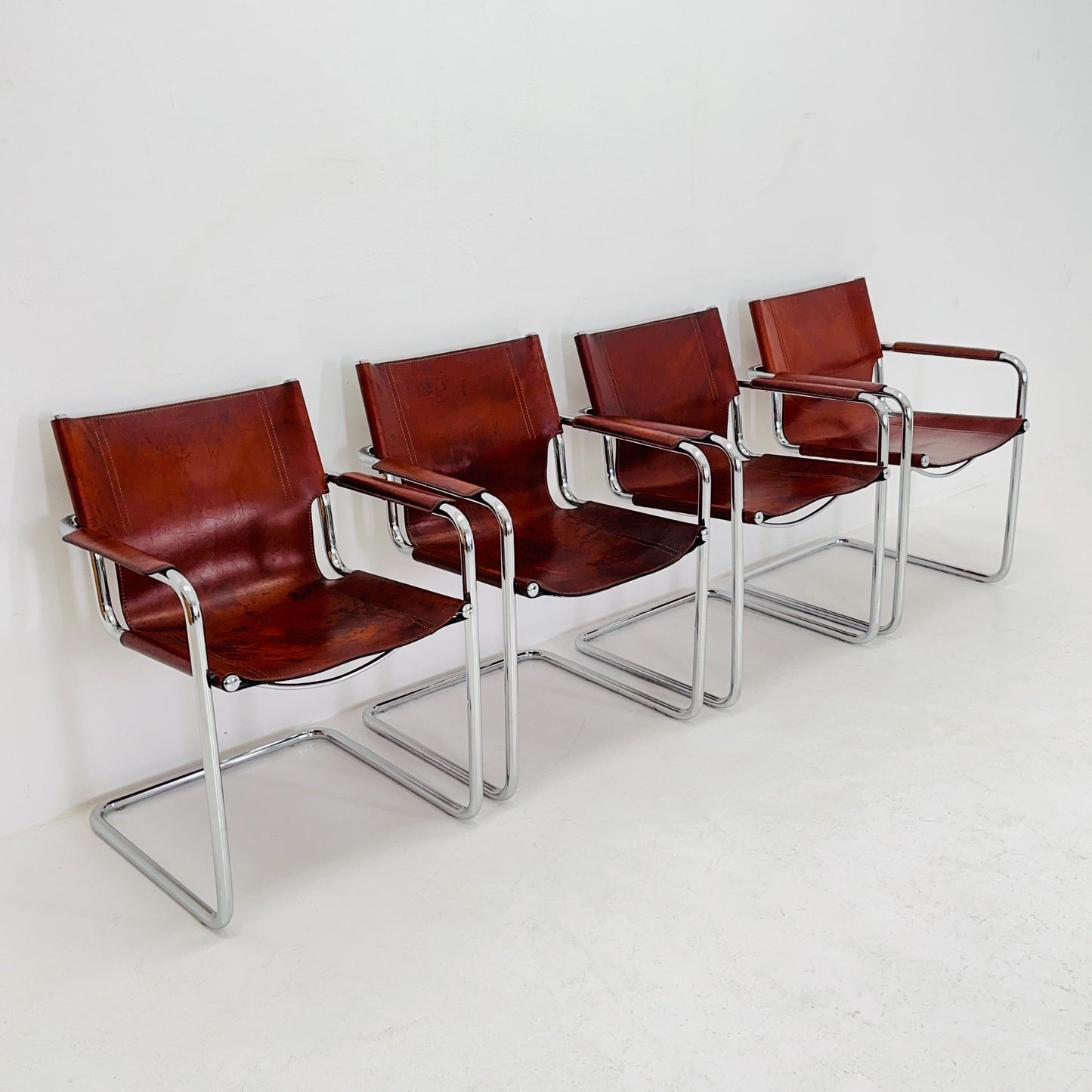 set of 4 Matteo Grassi original Bauhaus design Visitor model Chair dark cognac Leather 1970s Italy