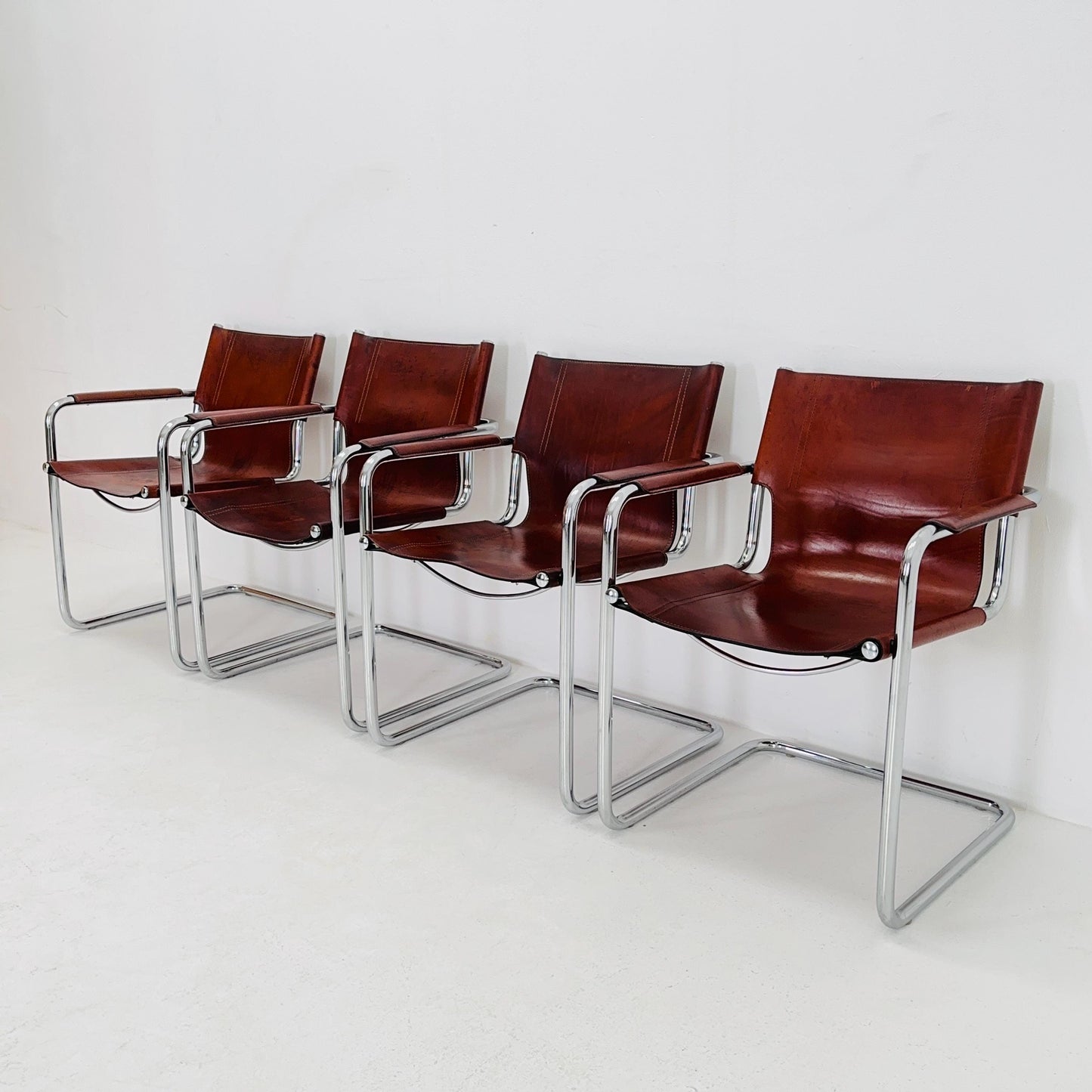 set of 4 Matteo Grassi original Bauhaus design Visitor model Chair dark cognac Leather 1970s Italy