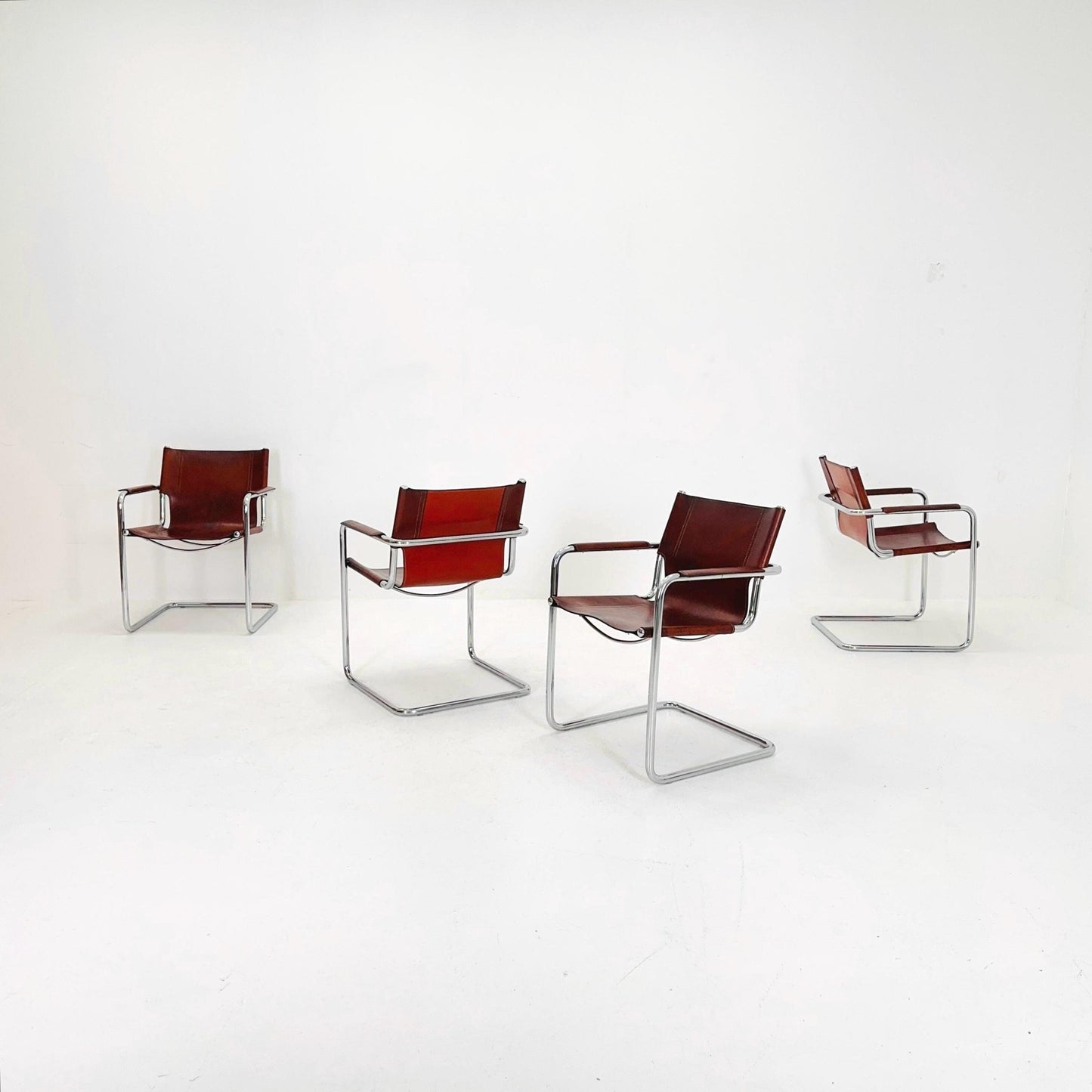 set of 4 Matteo Grassi original Bauhaus design Visitor model Chair dark cognac Leather 1970s Italy