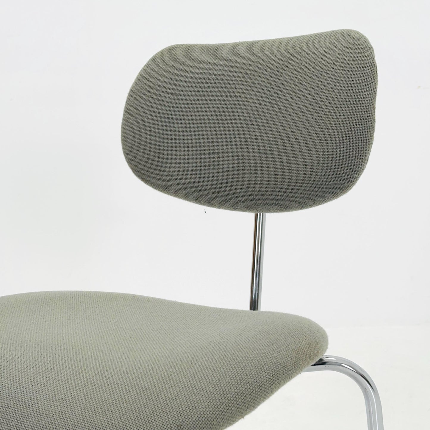 Mid century Austrian chair model SE 68 by Egon Eiermann for Wilde & Spieth 1990s