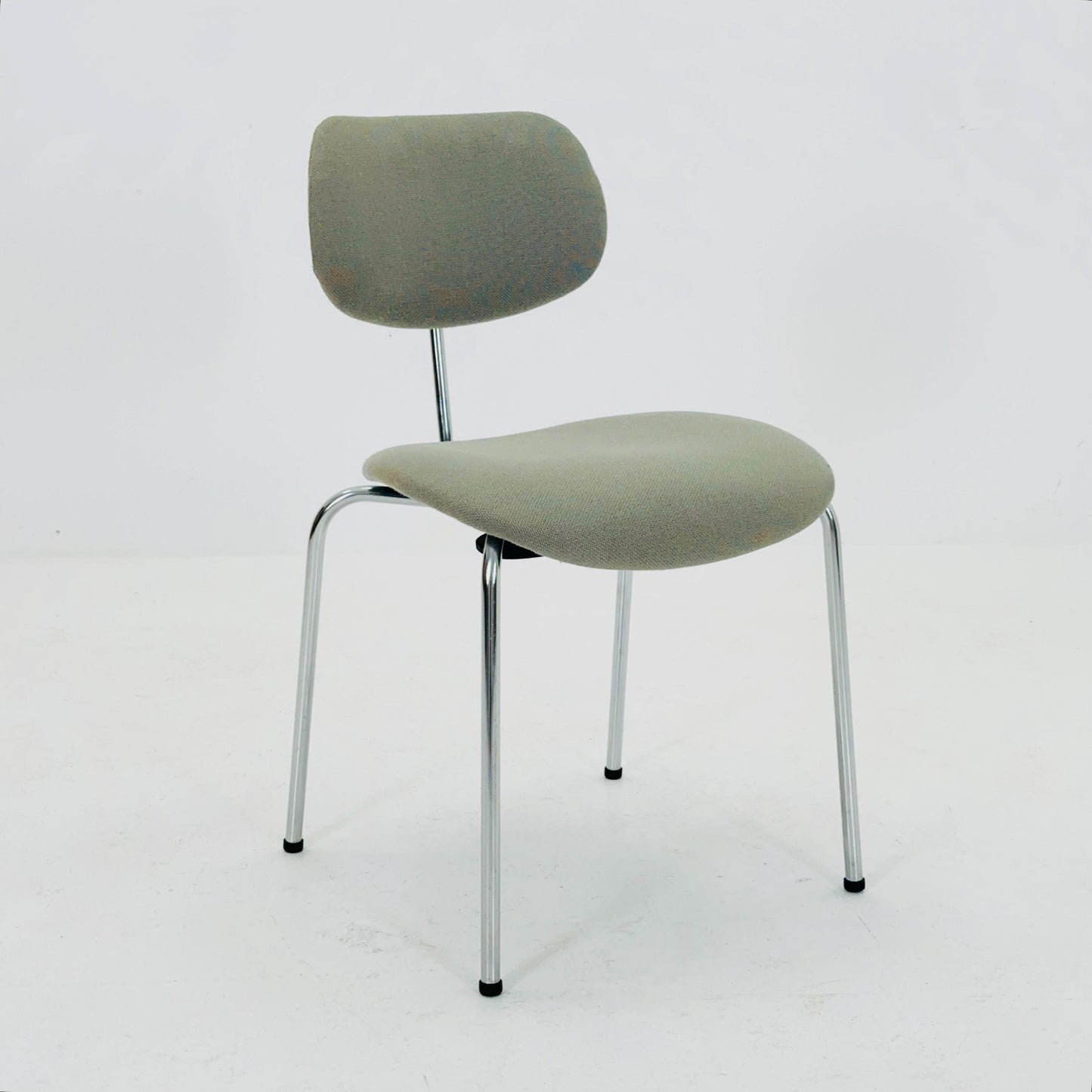 Mid century Austrian chair model SE 68 by Egon Eiermann for Wilde & Spieth 1990s