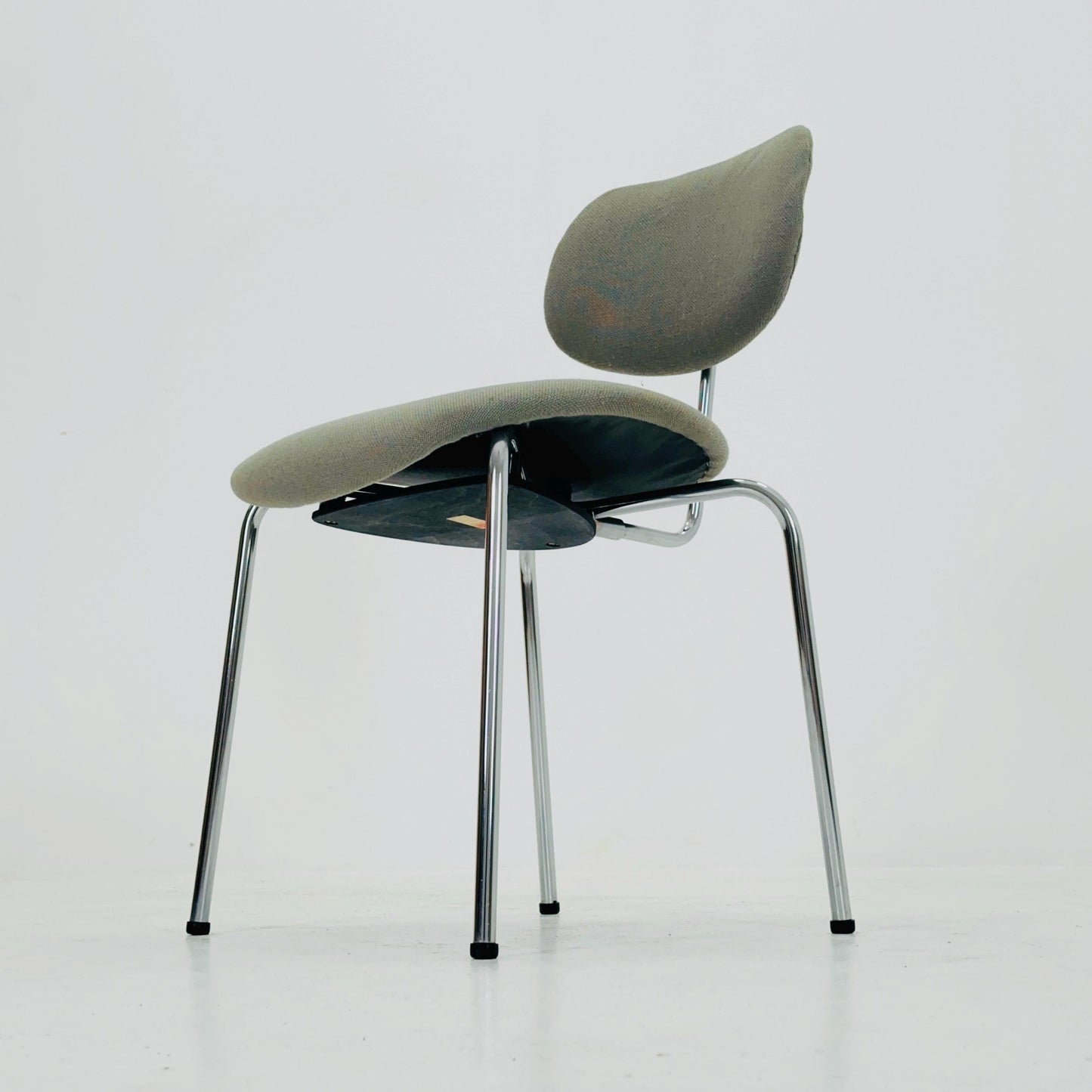 Mid century Austrian chair model SE 68 by Egon Eiermann for Wilde & Spieth 1990s