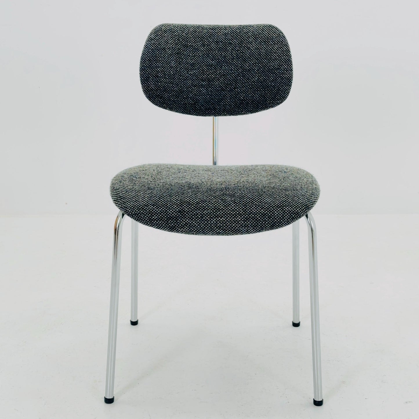 Mid century Austrian chair model SE 68 by Egon Eiermann for Wilde & Spieth 1990s