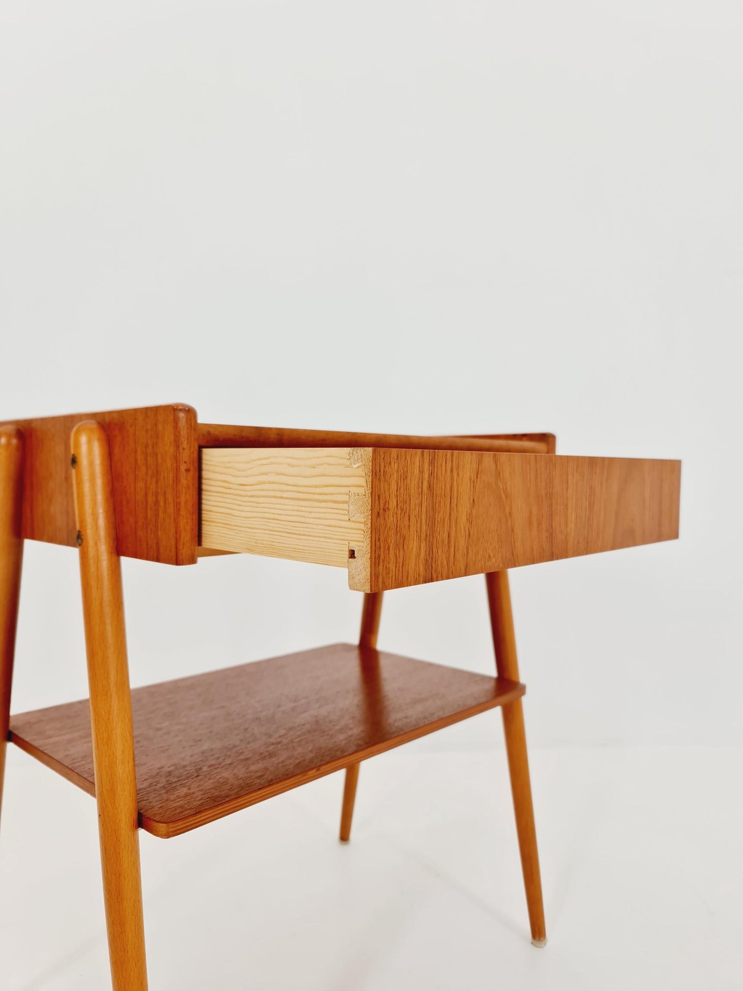 Midcentury Carlstrom & Co teak vintage side table/ bedside table/ night stand, 1960s