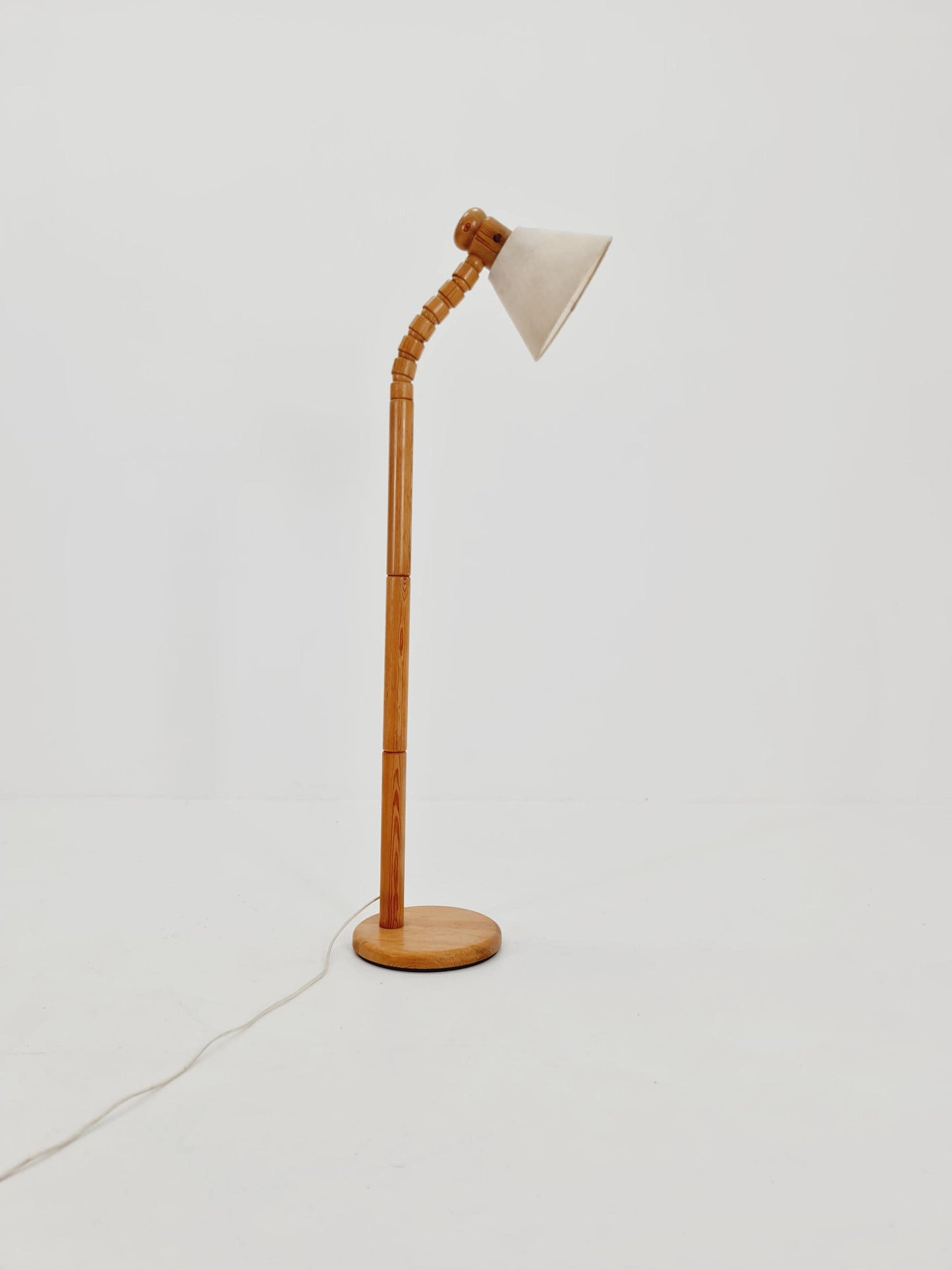 Vintage Swedish pine floor lamp by Solbackens Svarveri AB, 1970s