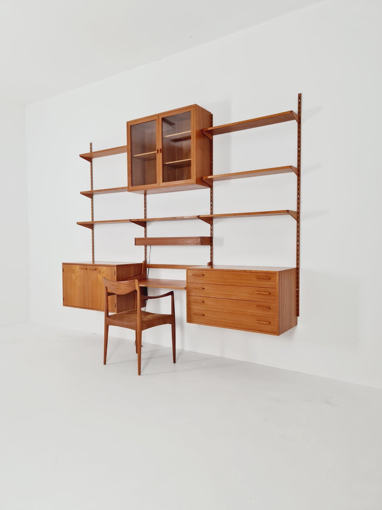 Danish modern modular Teak shelving system by Kai kristansen for FH Möbel , Denmark, 1960s