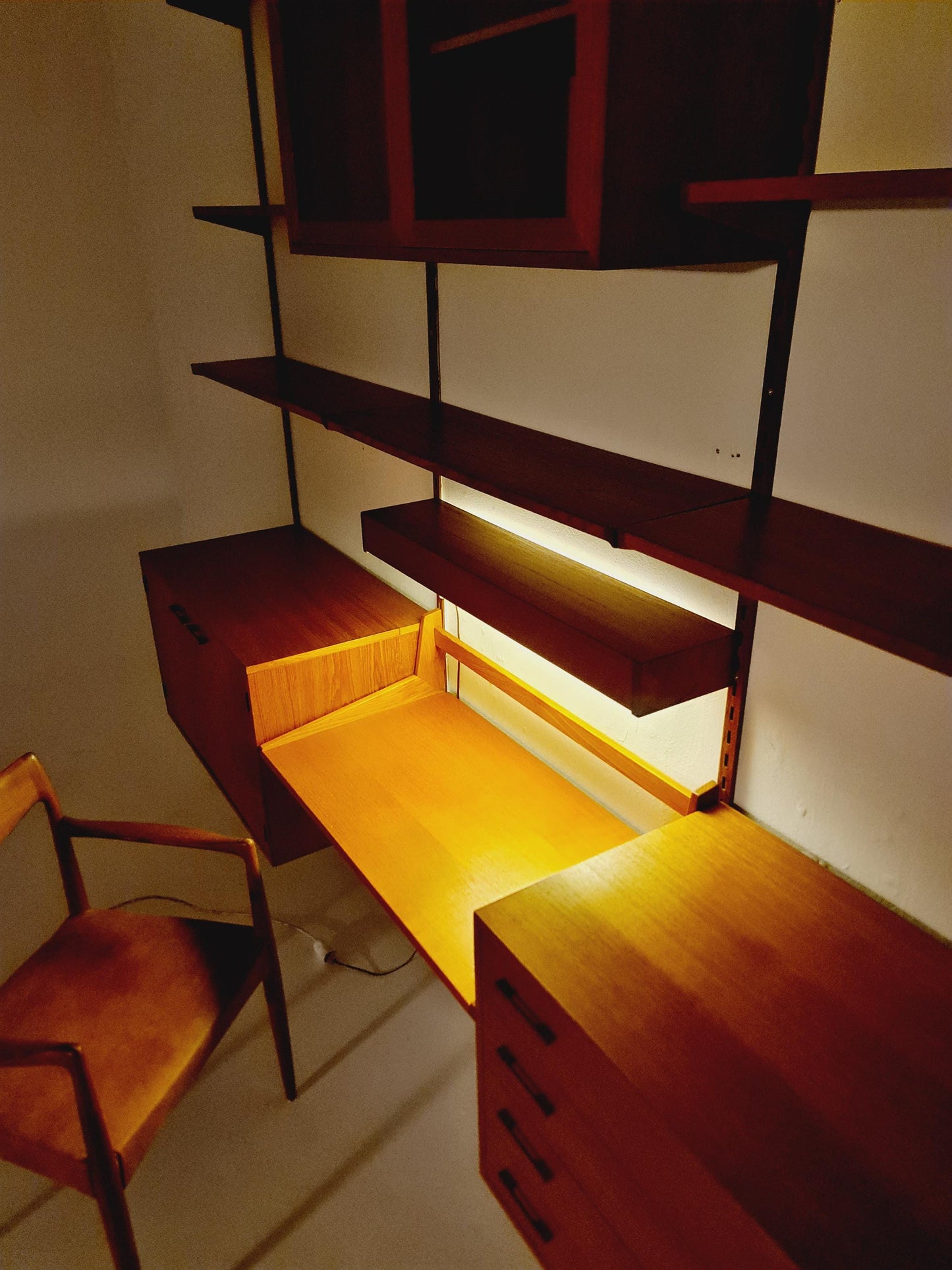 Danish modern modular Teak shelving system by Kai kristansen for FH Möbel , Denmark, 1960s