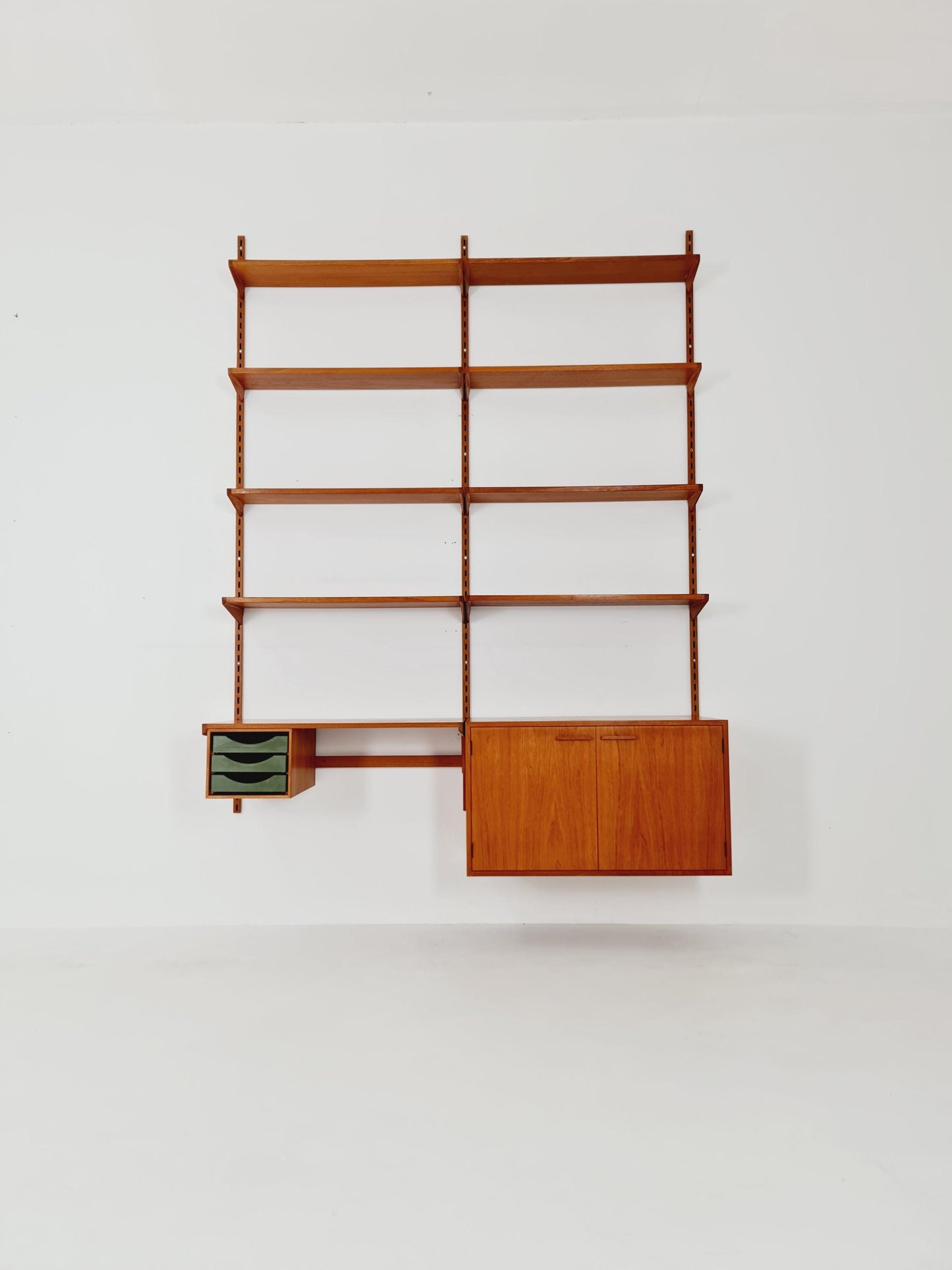 Danish modern modular Teak shelving system by Kai kristansen for FH Möbel , Denmark, 1960s