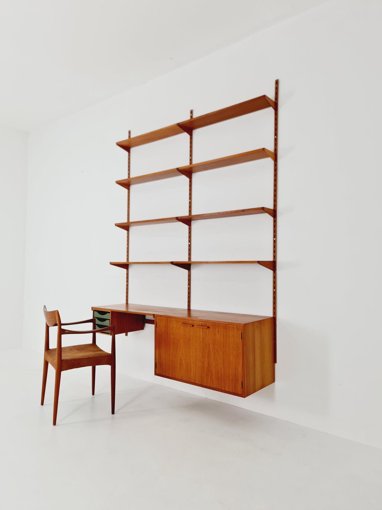 Danish modern modular Teak shelving system by Kai kristansen for FH Möbel , Denmark, 1960s