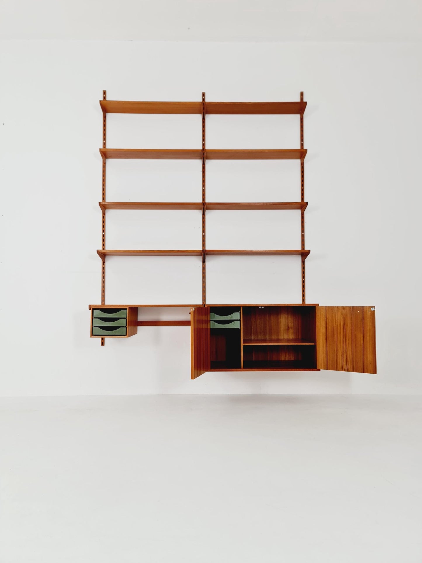 Danish modern modular Teak shelving system by Kai kristansen for FH Möbel , Denmark, 1960s