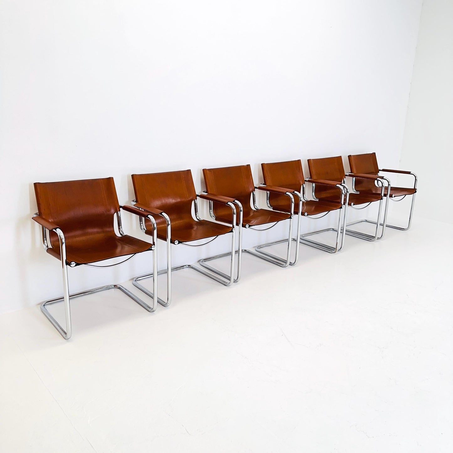 set of 6 Matteo Grassi orginal bauhaus design Visitor Chairs cognac Leather Italy 1980s