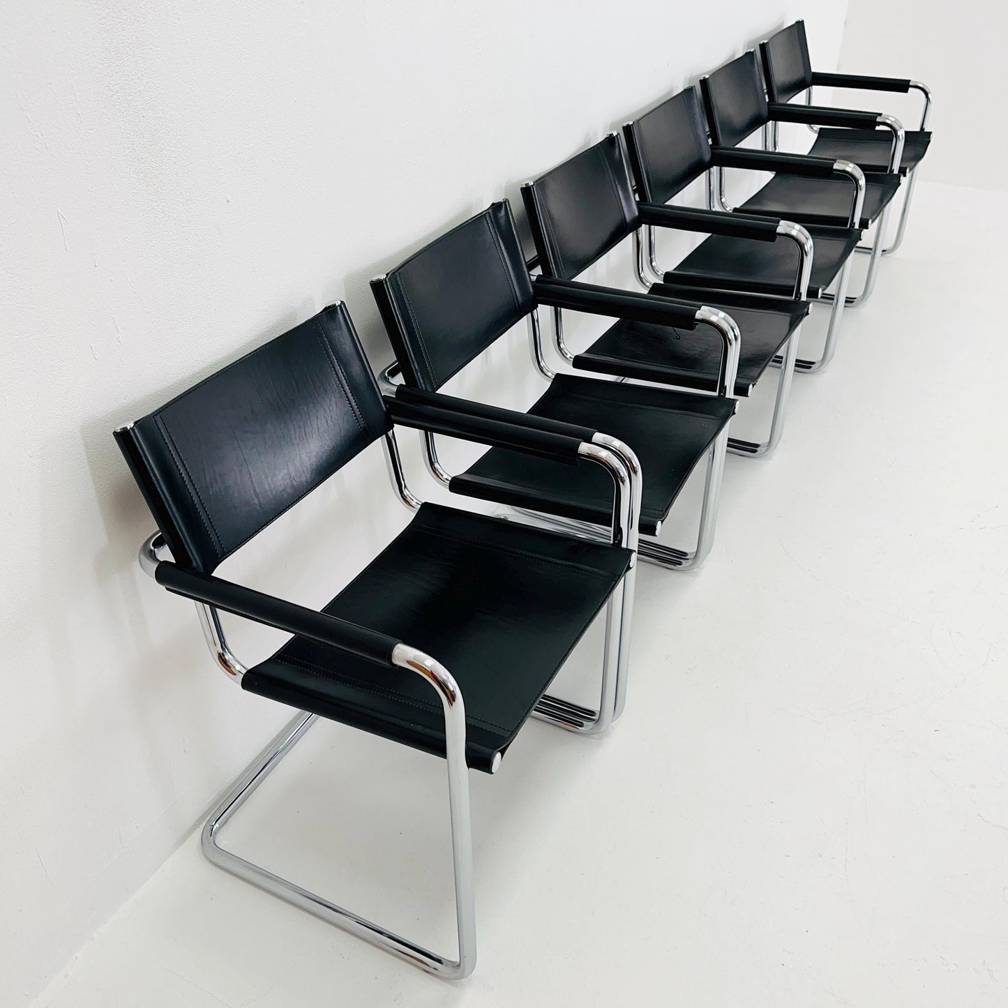 Set of 6 Mid century B34 Matteo Grassi Mg5 black leather cantilever chairs by Mart Stam italy 1980s