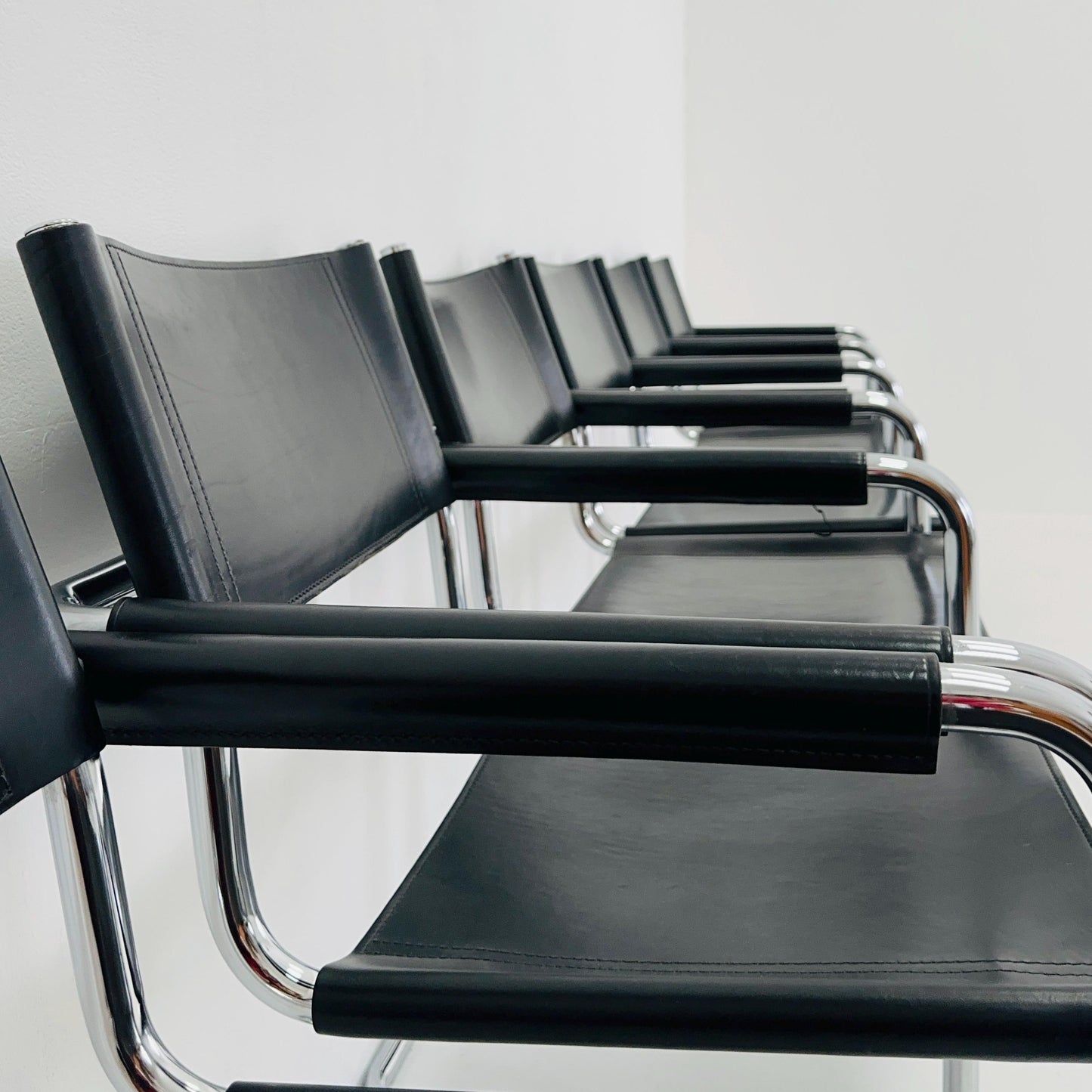 Set of 6 Mid century B34 Matteo Grassi Mg5 black leather cantilever chairs by Mart Stam italy 1980s