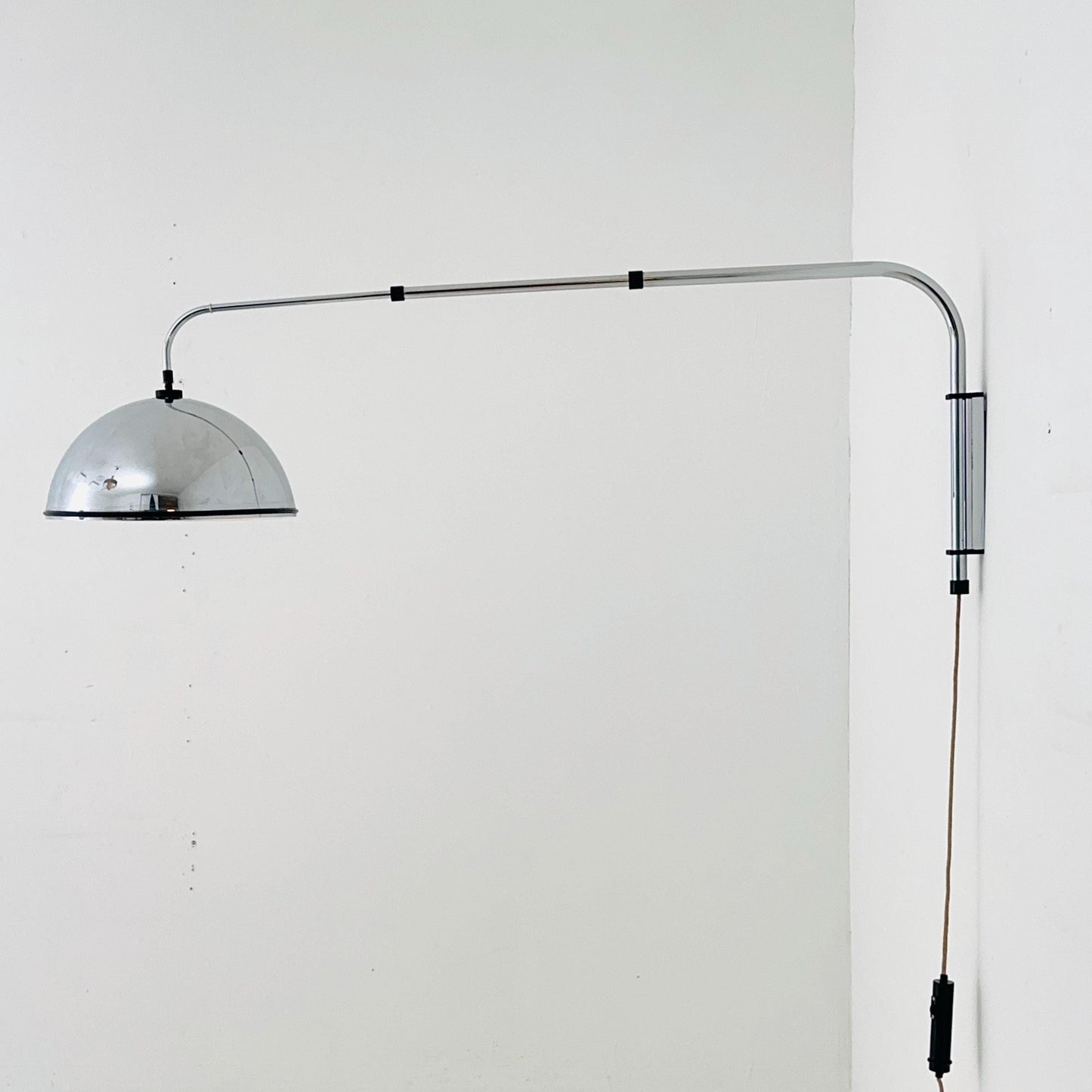 Mid century Wall-Mounted Adjustable Pendant Lamp | Height & Length | Bauhaus design, 1980s Italy