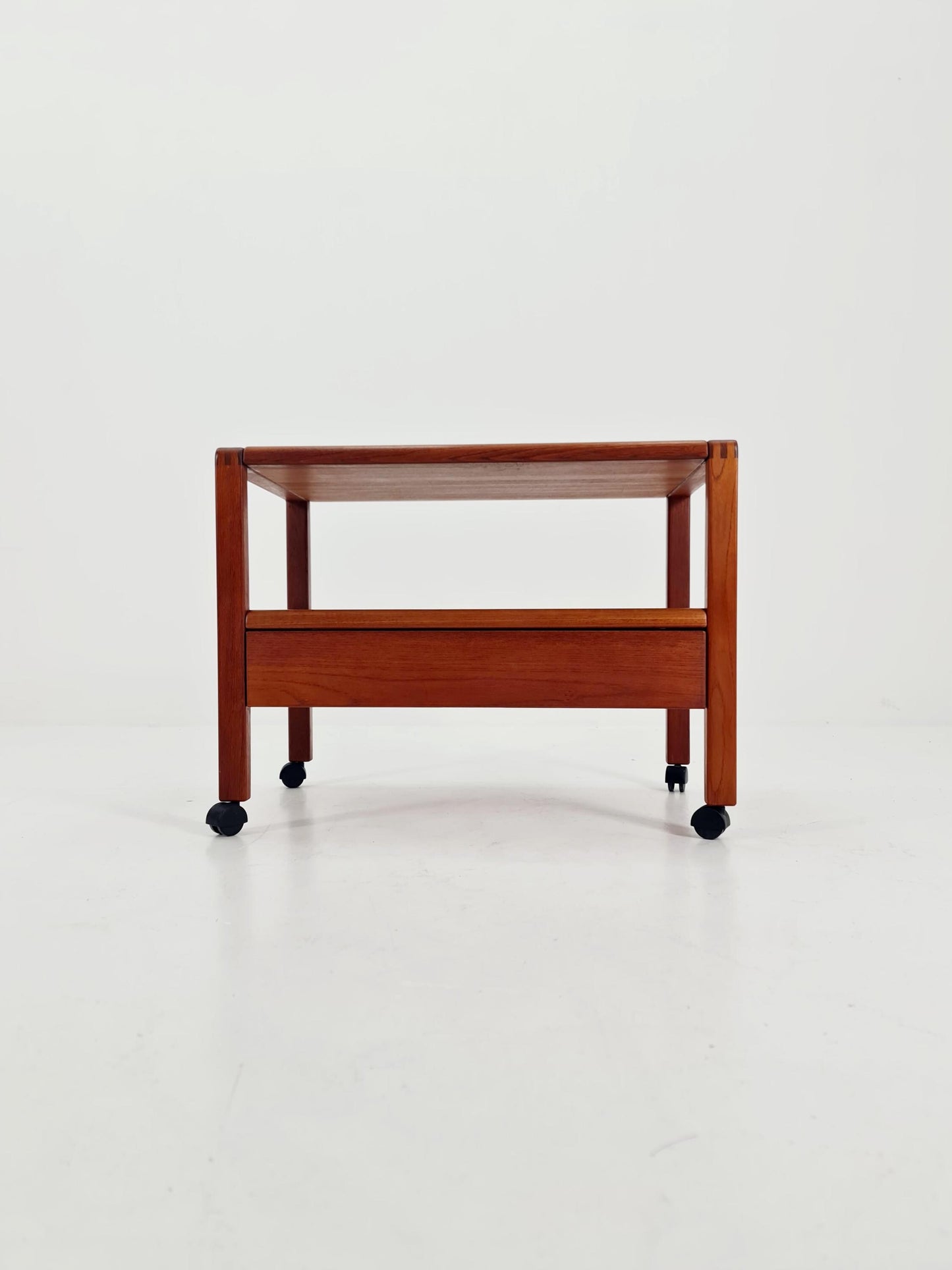 Vintage mid century danish trolley in solid teak/ bar cart By Salling Stolefabrik, 1960s