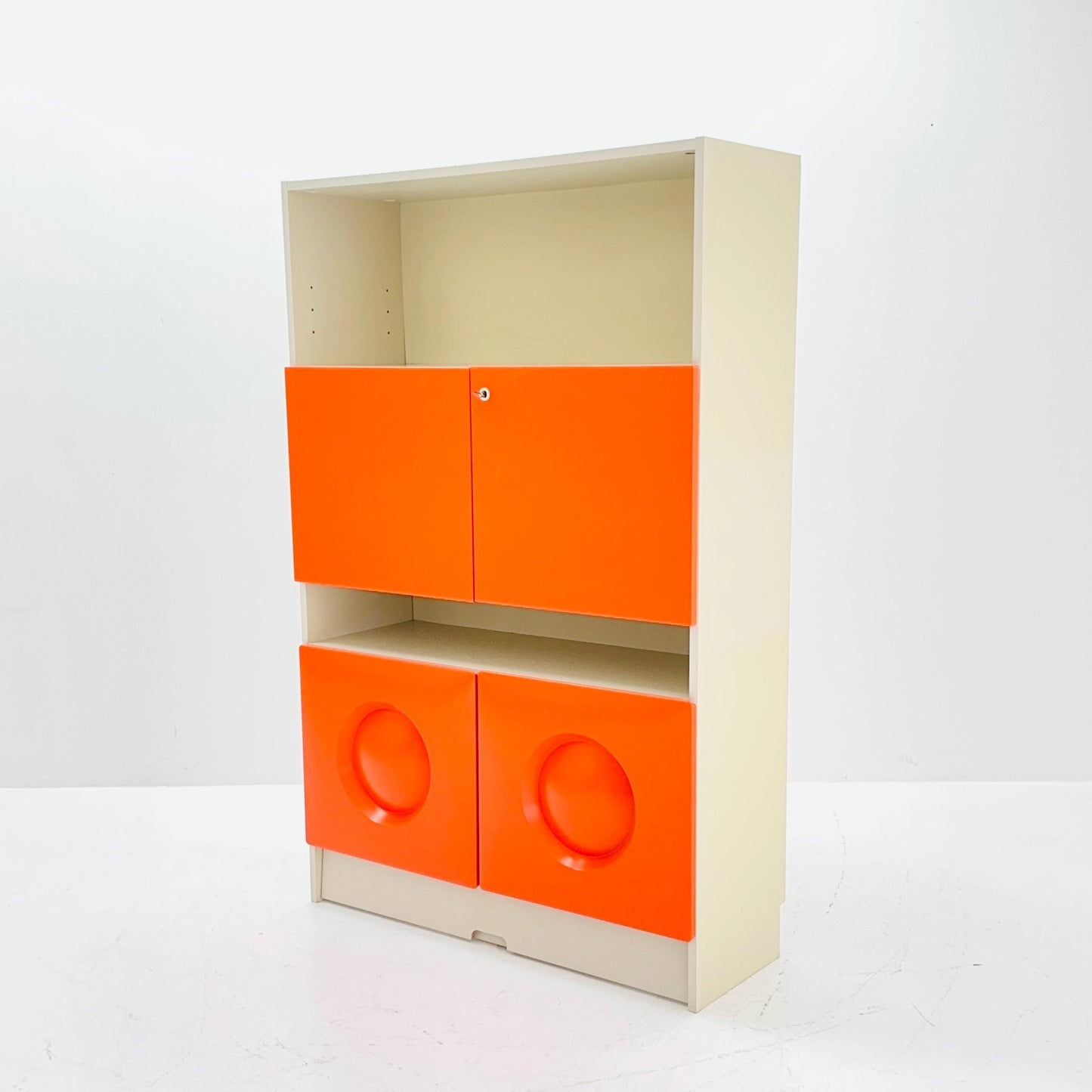 Space age Vintage Gwinner Deutschland Cabinet 1970s