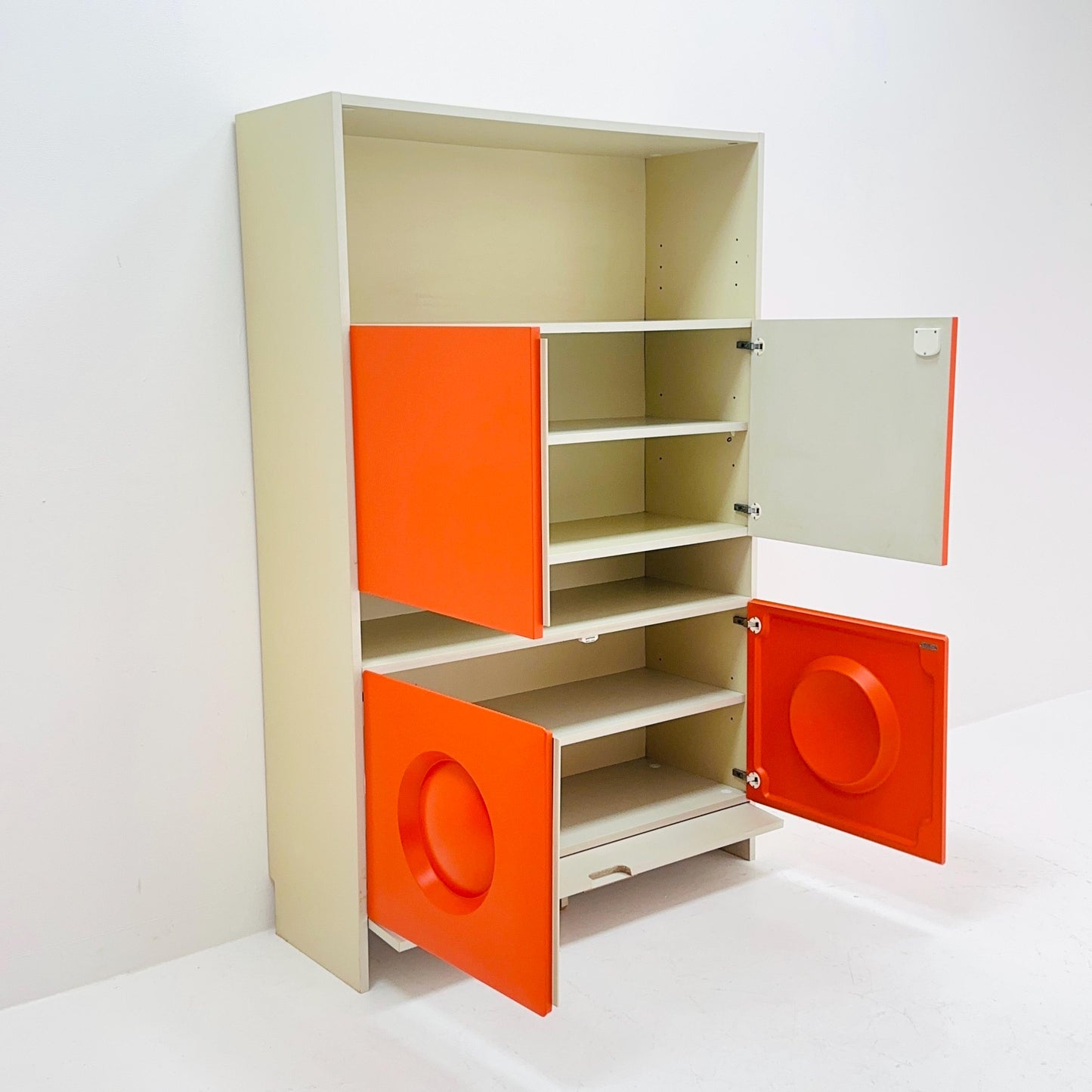 Space age Vintage Gwinner Deutschland Cabinet 1970s