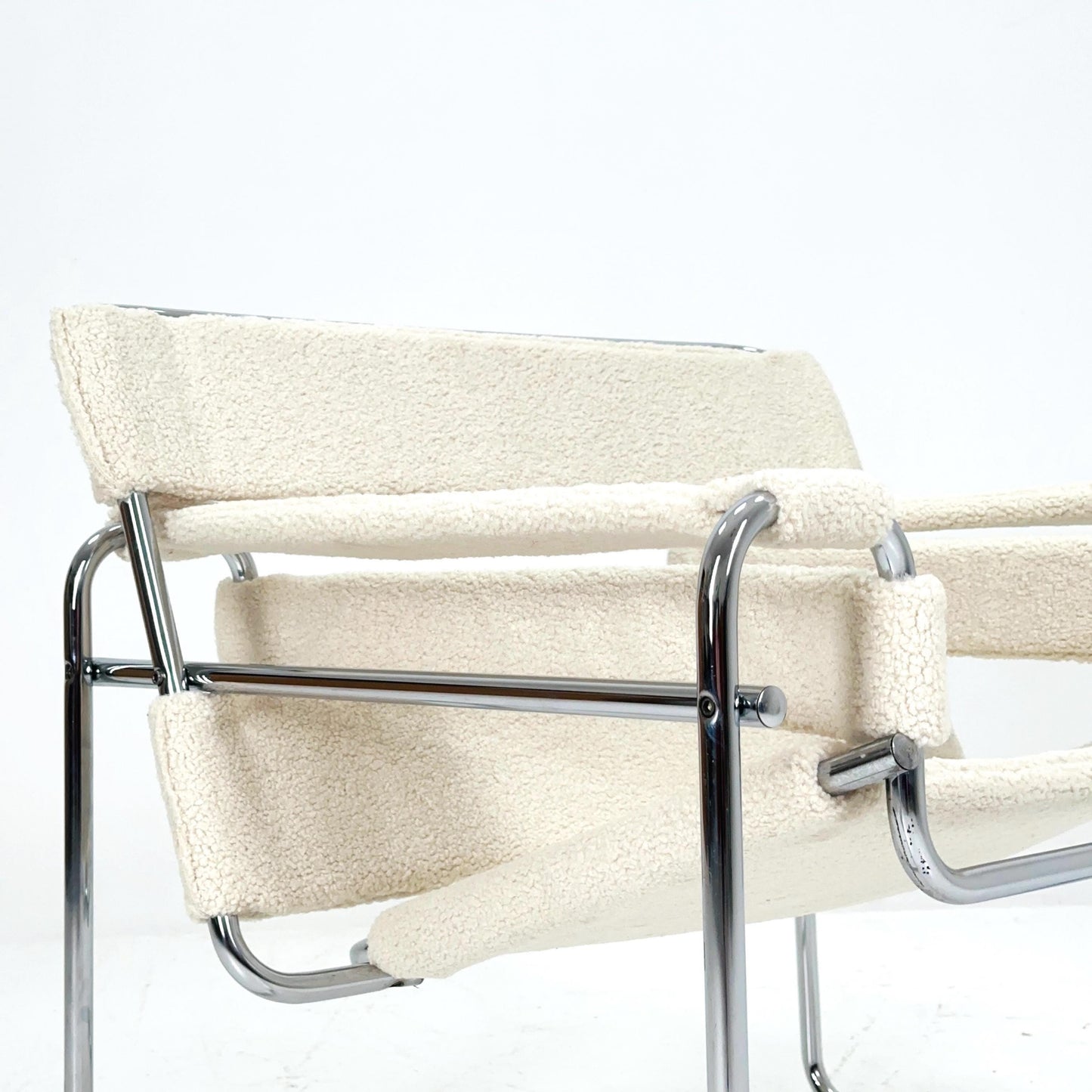 Mid century B3 armchair WASSILY by Marcel Brauer in white Teddy Fabric 1990s Italy