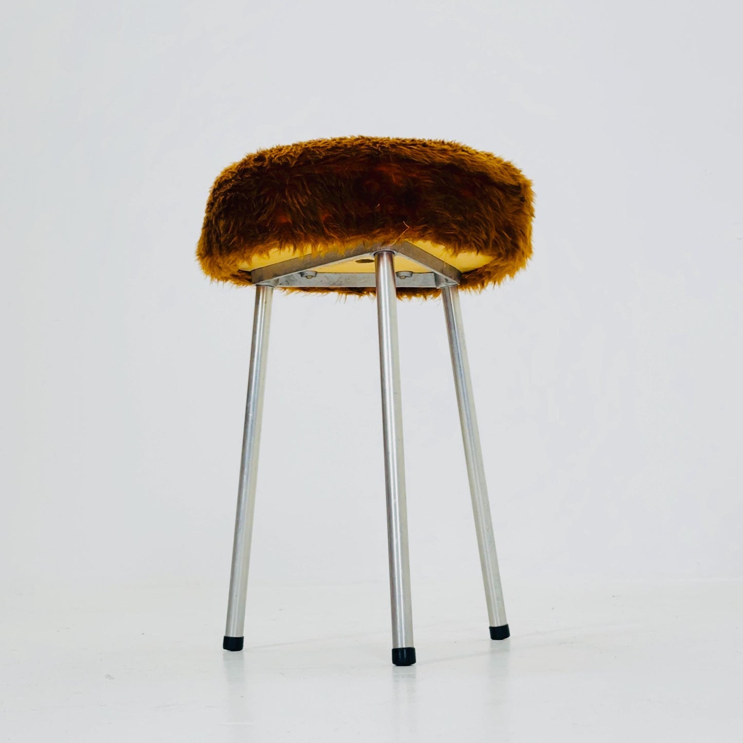 Mid-Century Plush Tripod Stool by VEB Elektroinstallation Deutschneudorf, 1960s Germany