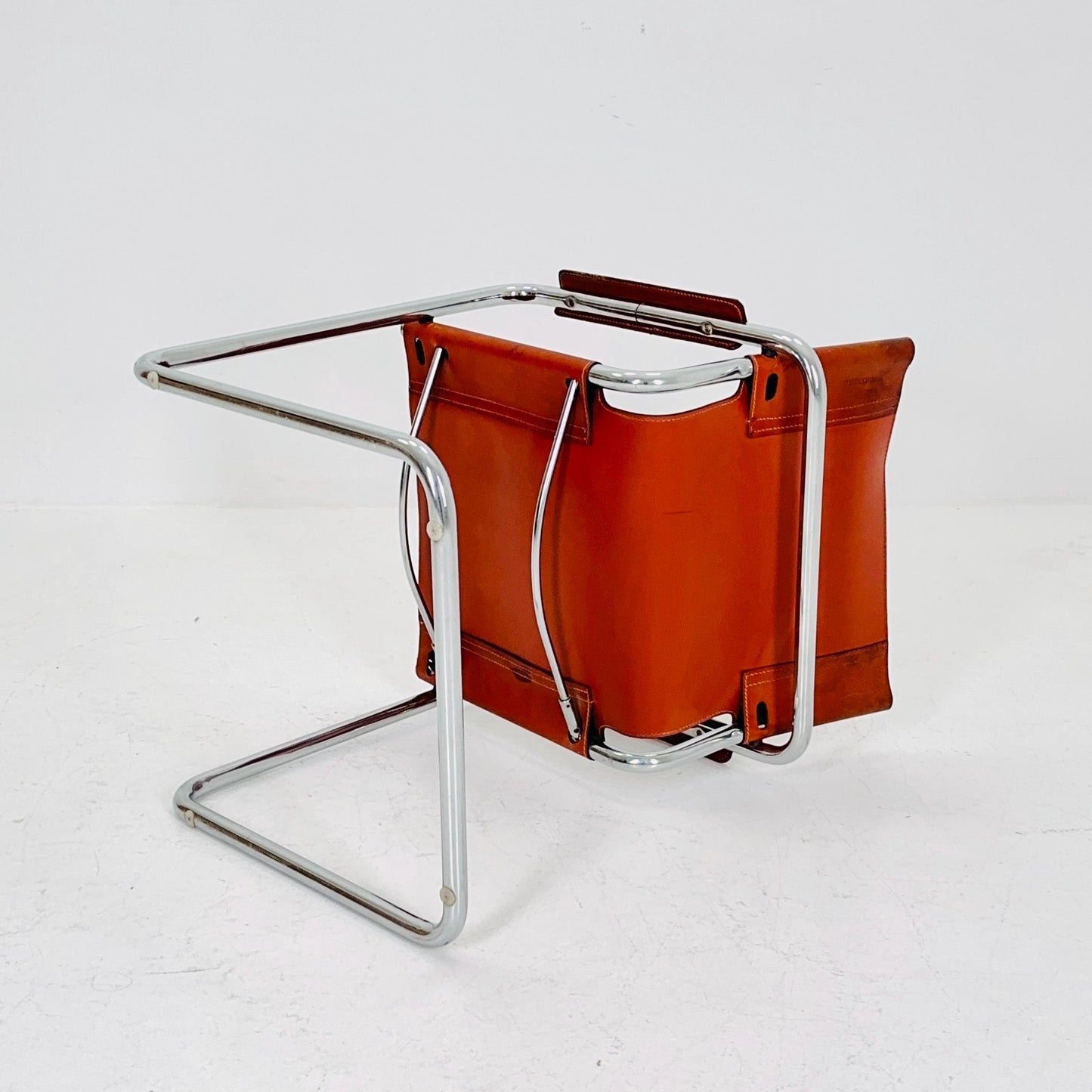 Bauhaus Matteo Grassi visitor chair in congac leather 1980s Italy