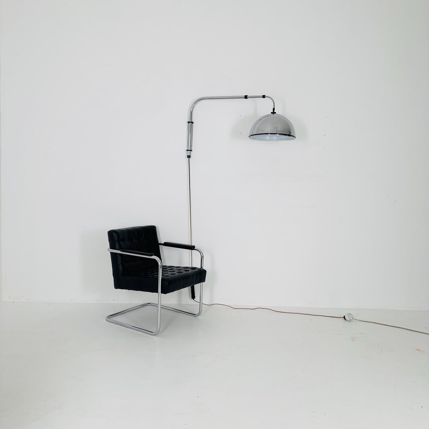 Mid century Wall-Mounted Adjustable Pendant Lamp | Height & Length | Bauhaus design, 1980s Italy