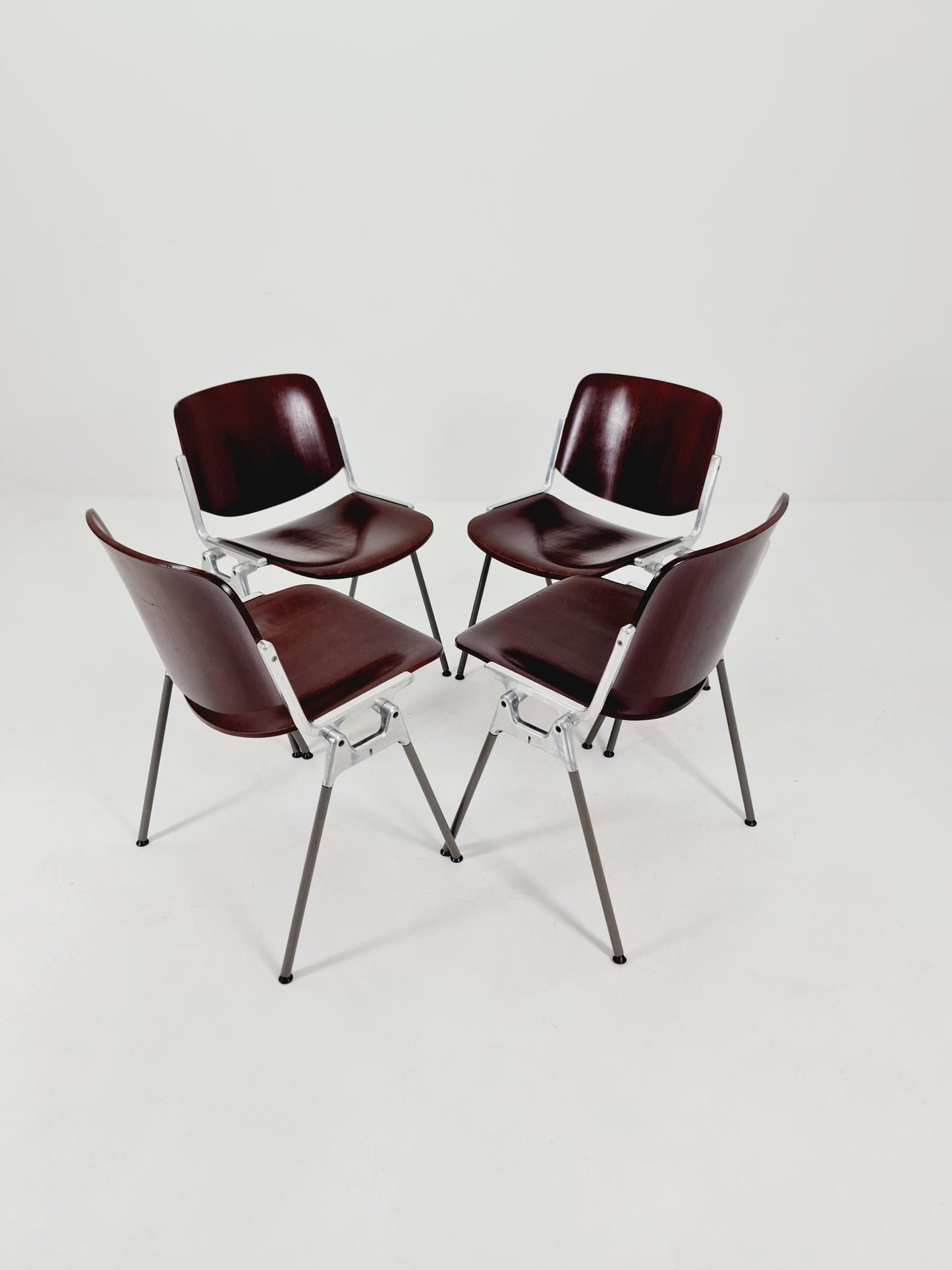 Set of 4 Italian Mid-Century Modern DSC Chairs by Giancarlo Piretti for Castelli / Anonima Castelli, 1970s
