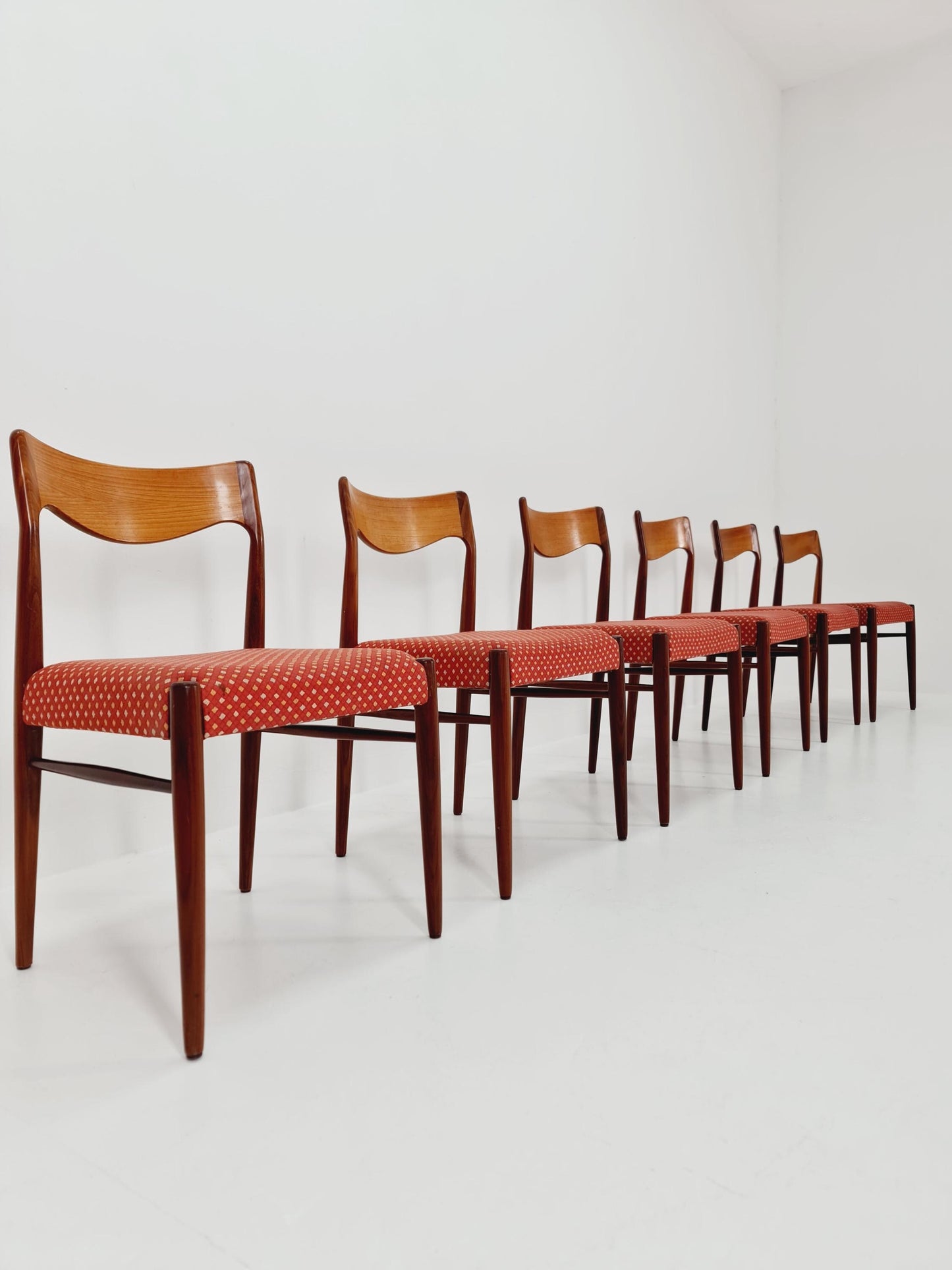 Mid Century Danish teak dining chairs by Niels O.Moller, 1960s, set of 6