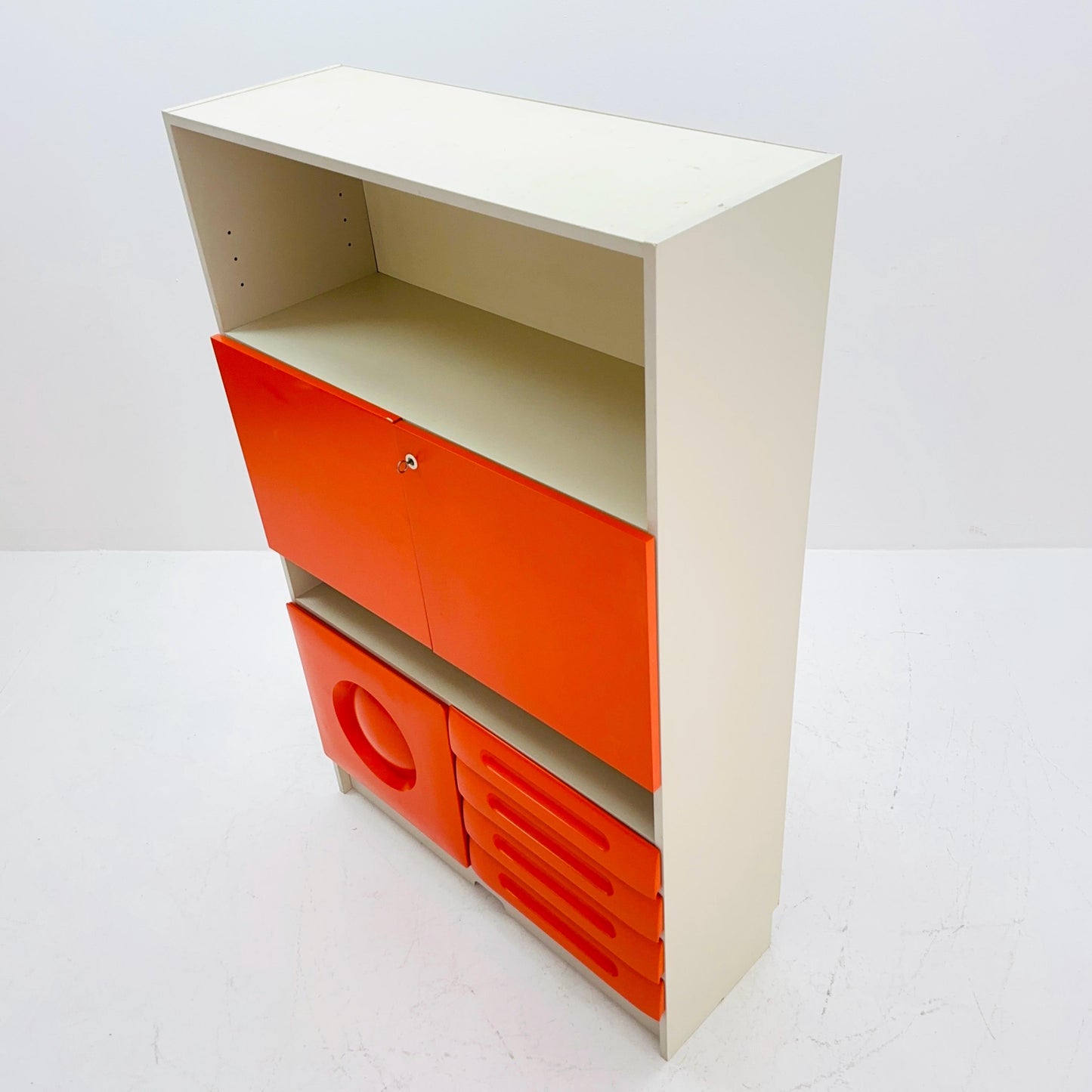 Space age rare cupboard by Gwinner Germany 1970s