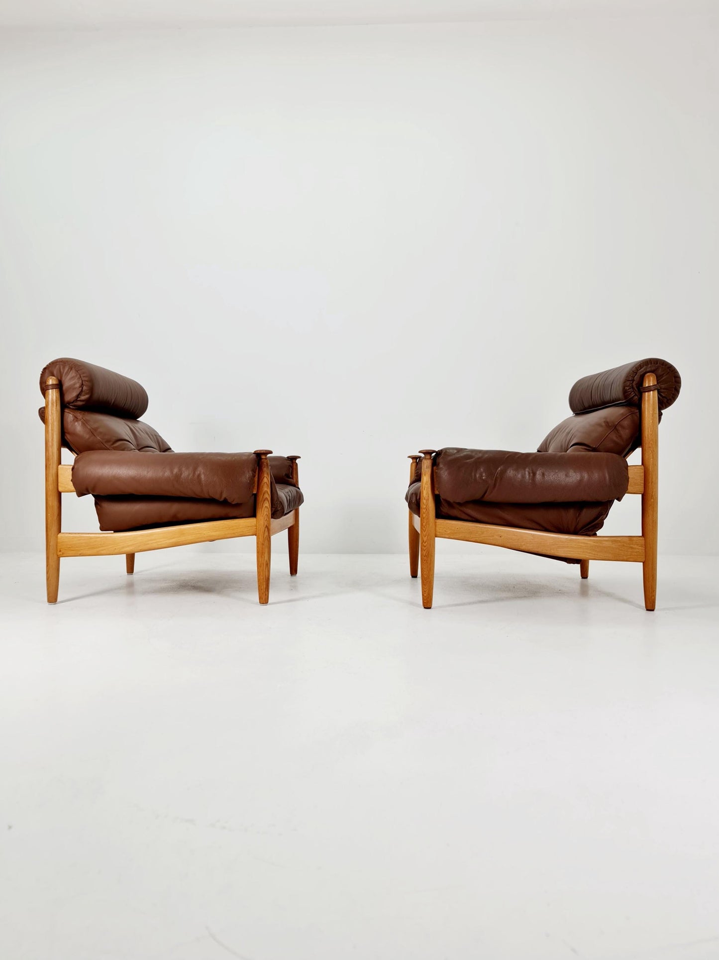 mid century armchairs By Eric Merthen for ire möbler in leather and Oak wood , Sweden 1960s Set of 2