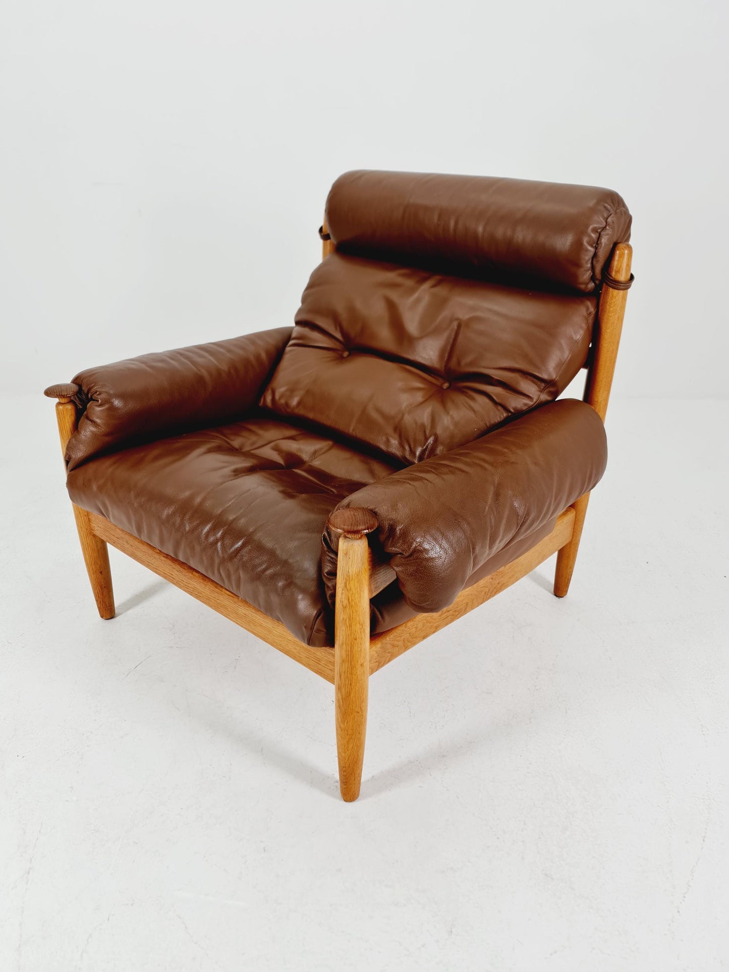 mid century armchairs By Eric Merthen for ire möbler in leather and Oak wood , Sweden 1960s