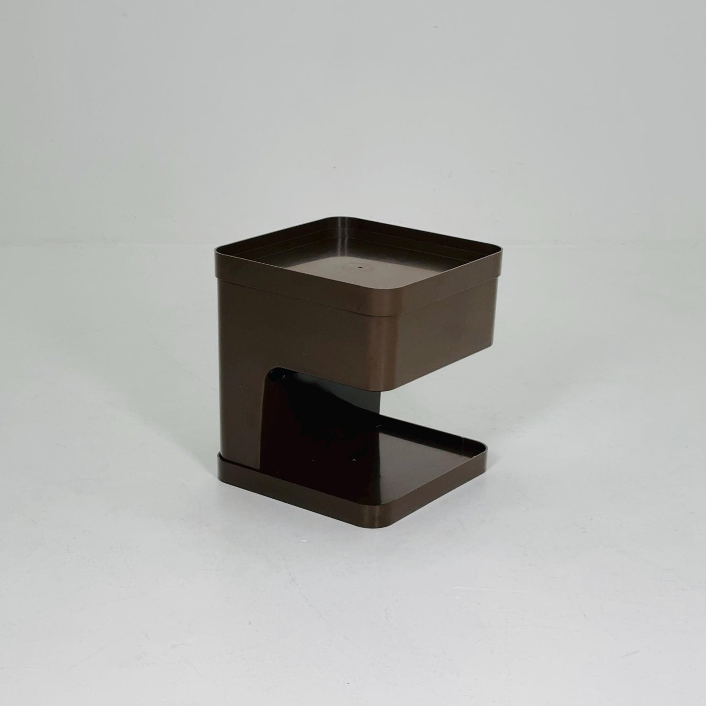Space age brown side table or mini bar by flair for Prisunic. Molded plastic, 1980s