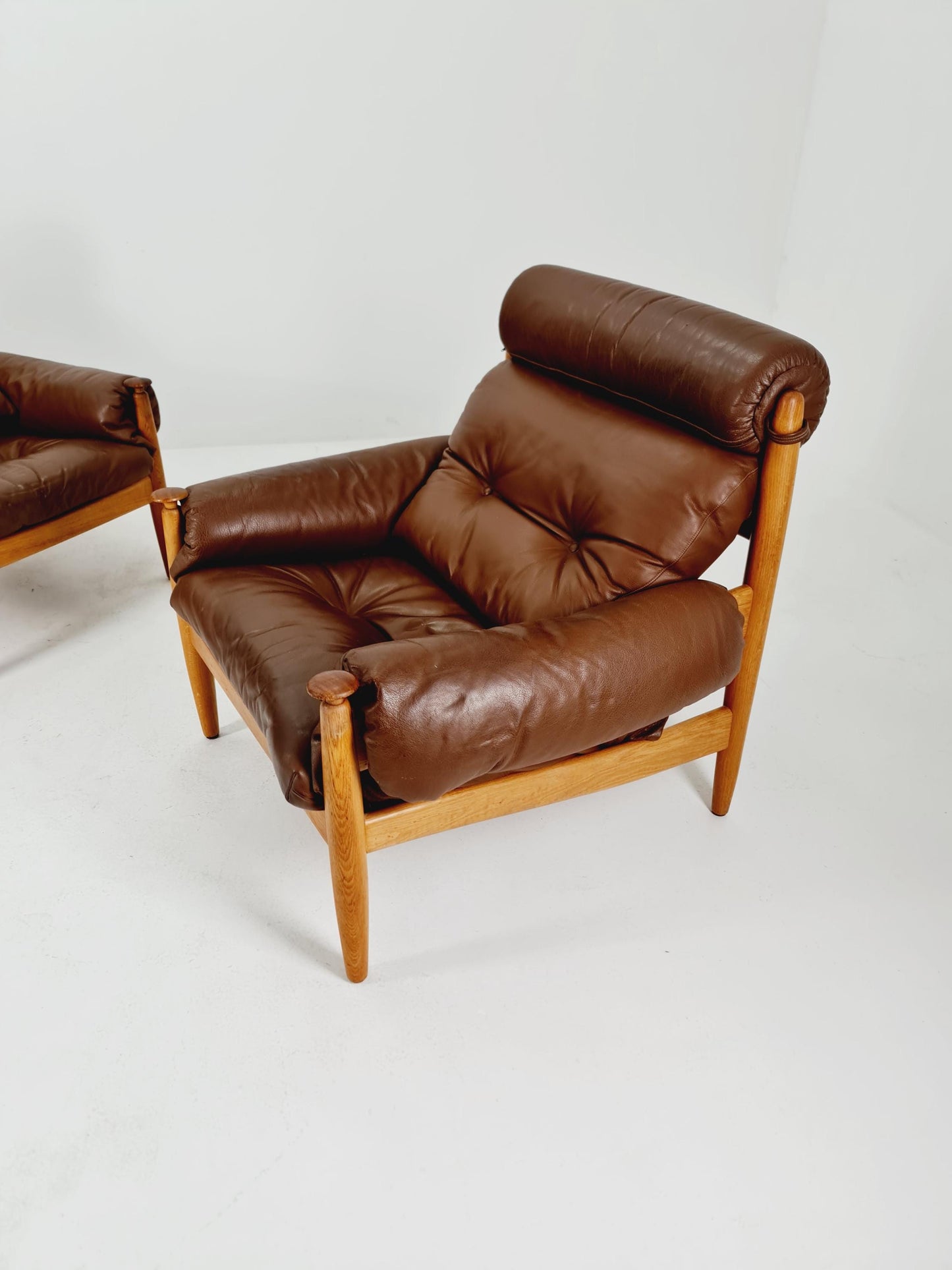 mid century armchairs By Eric Merthen for ire möbler in leather and Oak wood , Sweden 1960s Set of 2