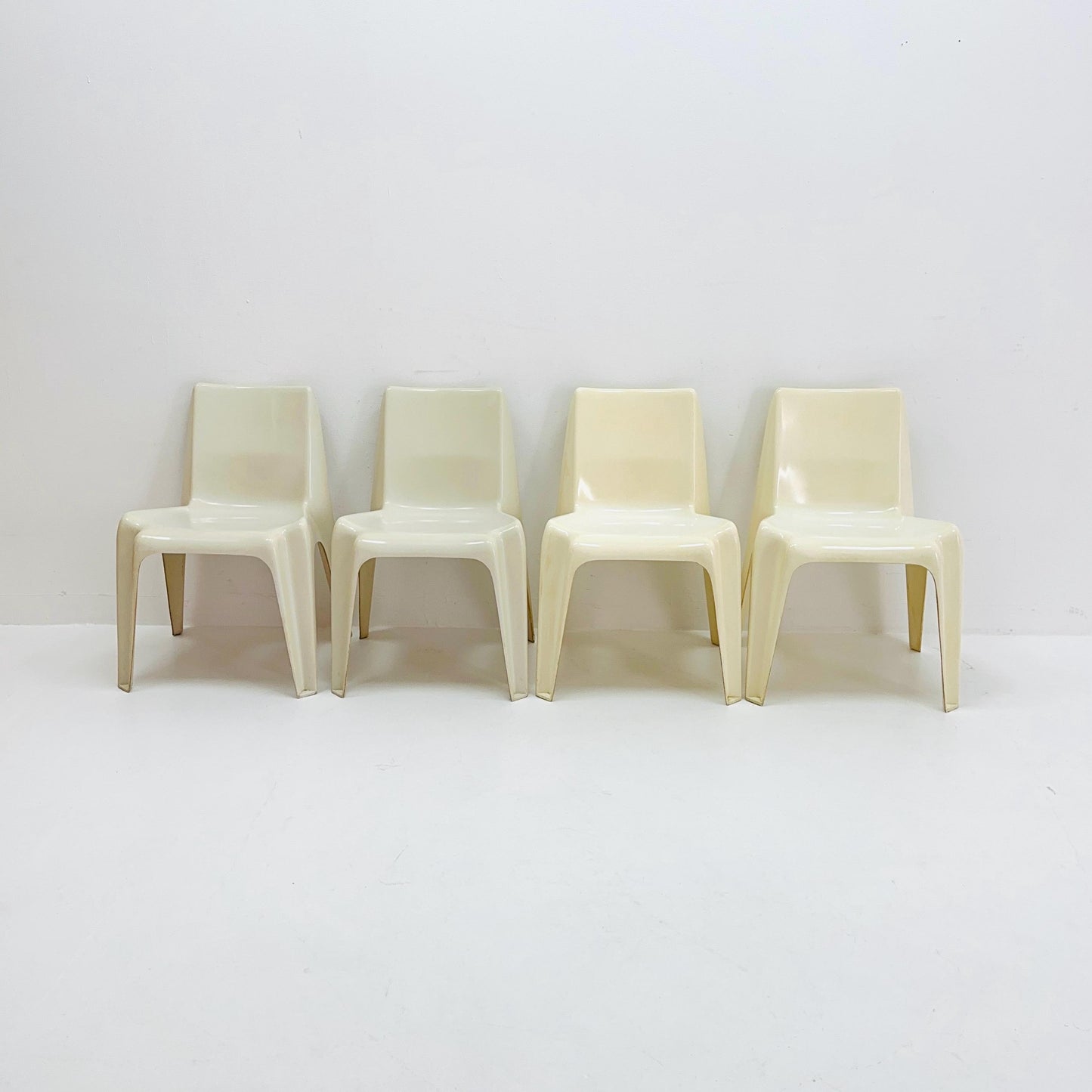 Space age Set of 4 cream white Dining chairs Bofinger BA1171 chair by Helmut Bätzner,1970 Germany