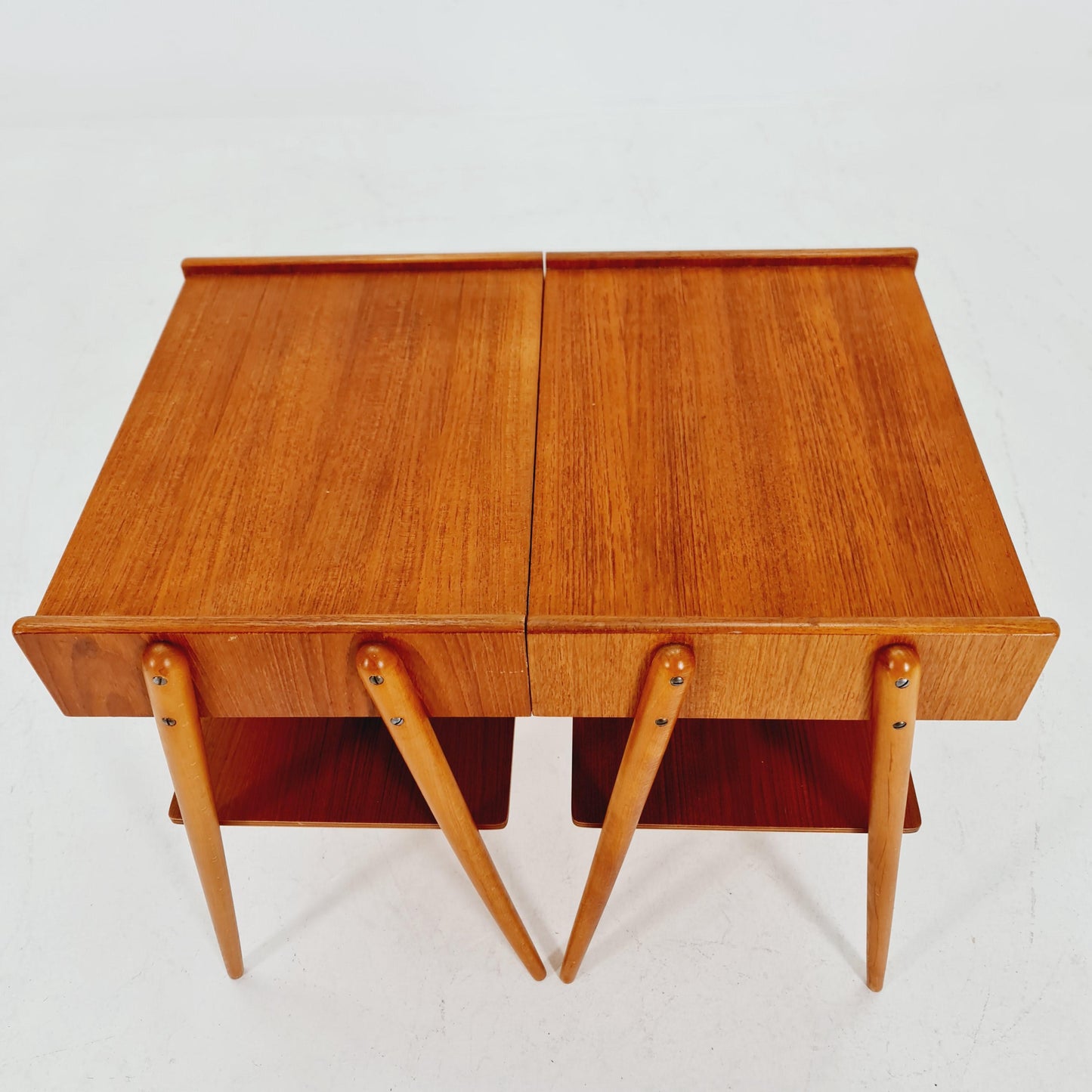 Pair of Swedish Midcentury Teak Vintage Side table/ Bedside table/ Night stand by Carlström & Co, 1960s
