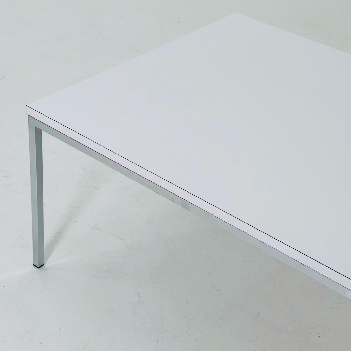 Mid century white coffee Table from Läsko Studioform International, 1980s German