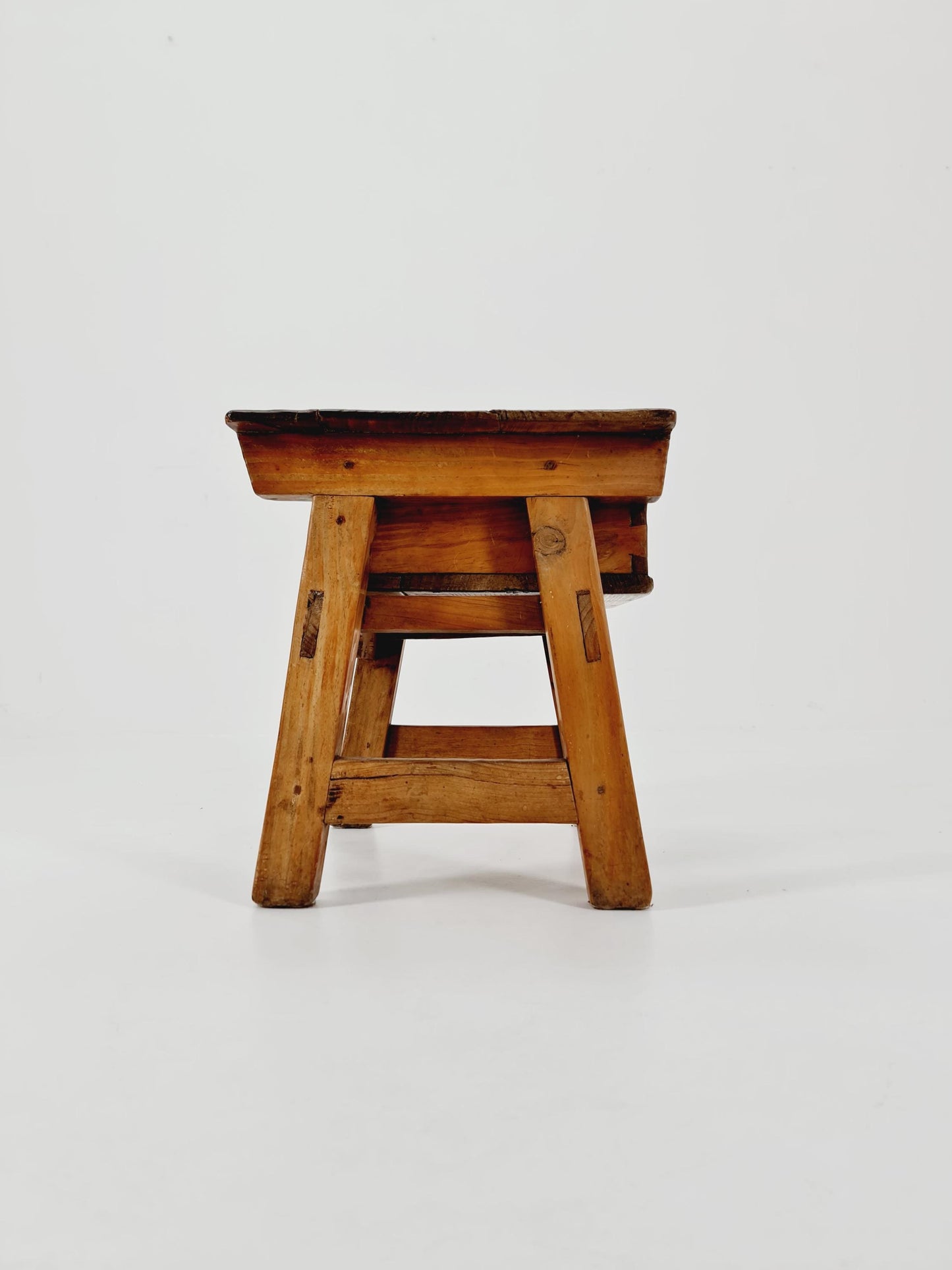 spansih nightstand Antique chestnut wood 1910