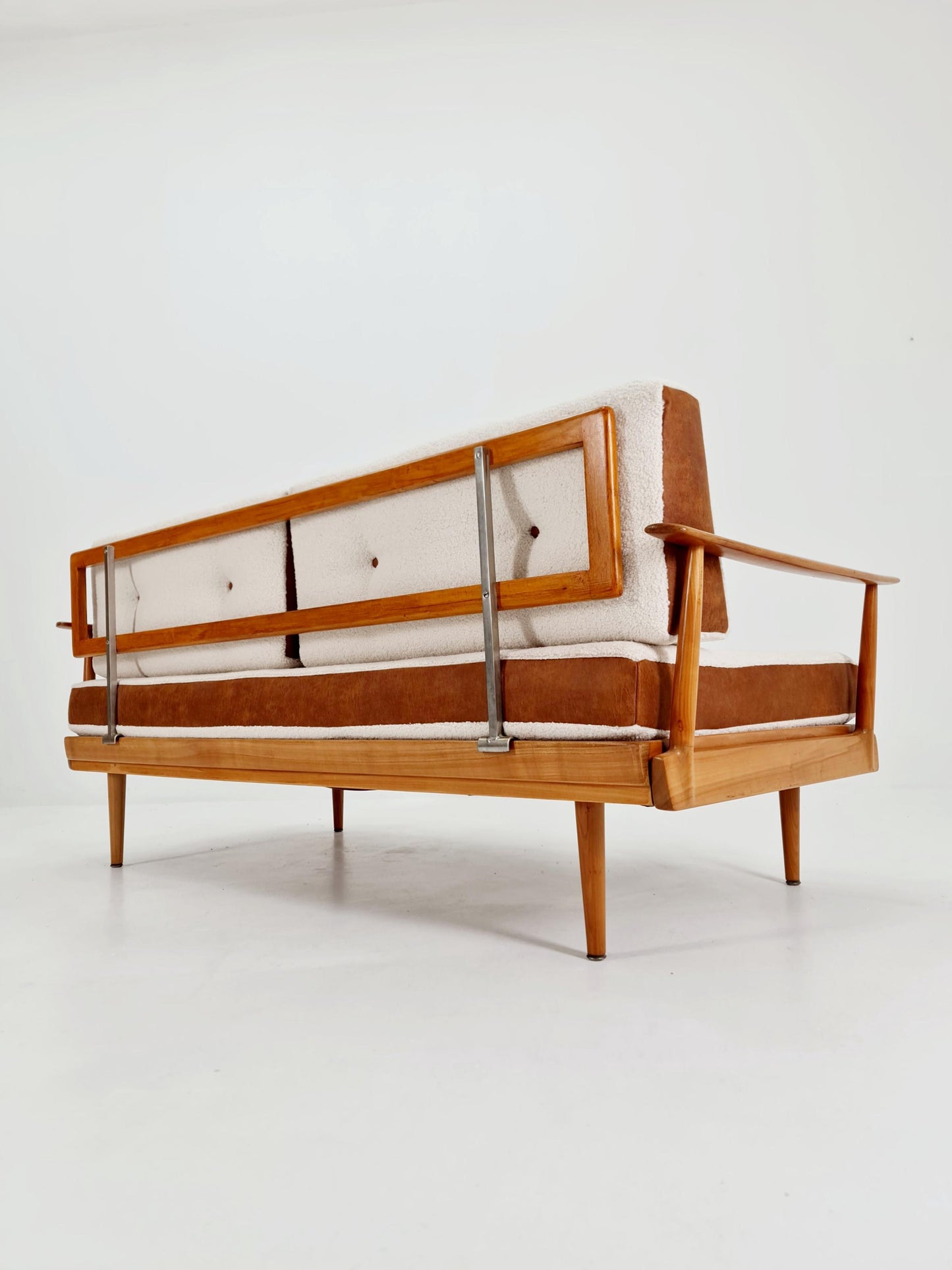 Midcentury Stella Sofa Ash wood Daybed by Walter Knoll & Wilhelm Knoll, Germany, 1950s