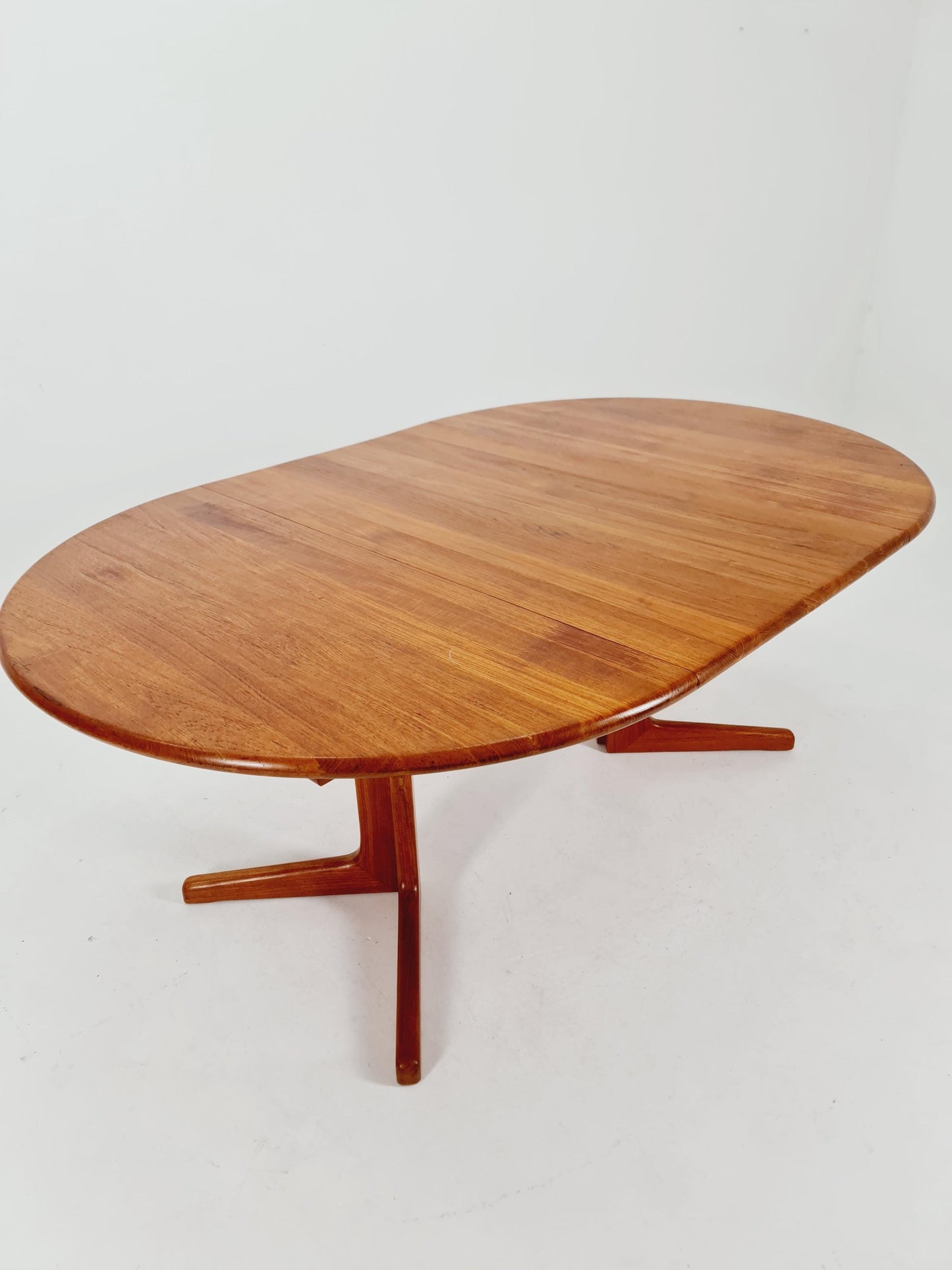 Mid century extendable Danish Modern Solid Teak dining table by Glostrup , 1970s