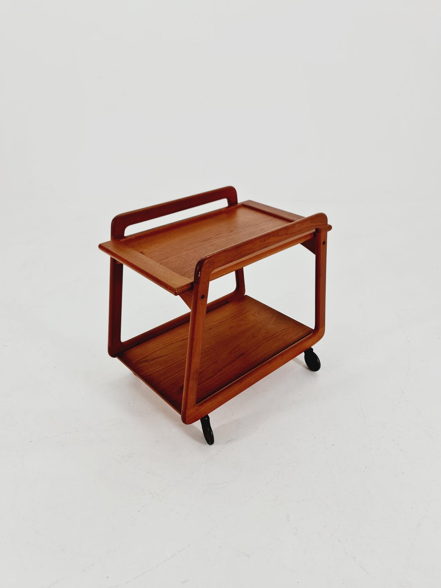 Vintage mid century danish trolley in solid teak/ bar cart By SIKA Mobler , 1960s