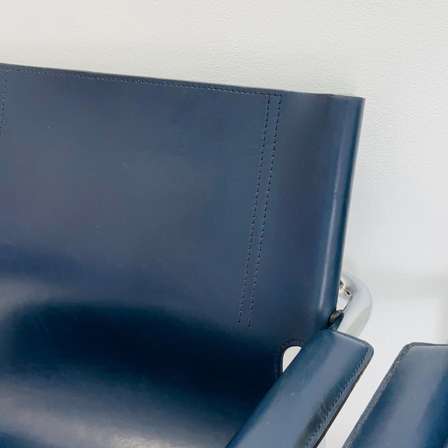 set of 4 Matteo Grassi original Bauhaus design Visitor model Chair dark blue / Navy Leather 1970s Italy